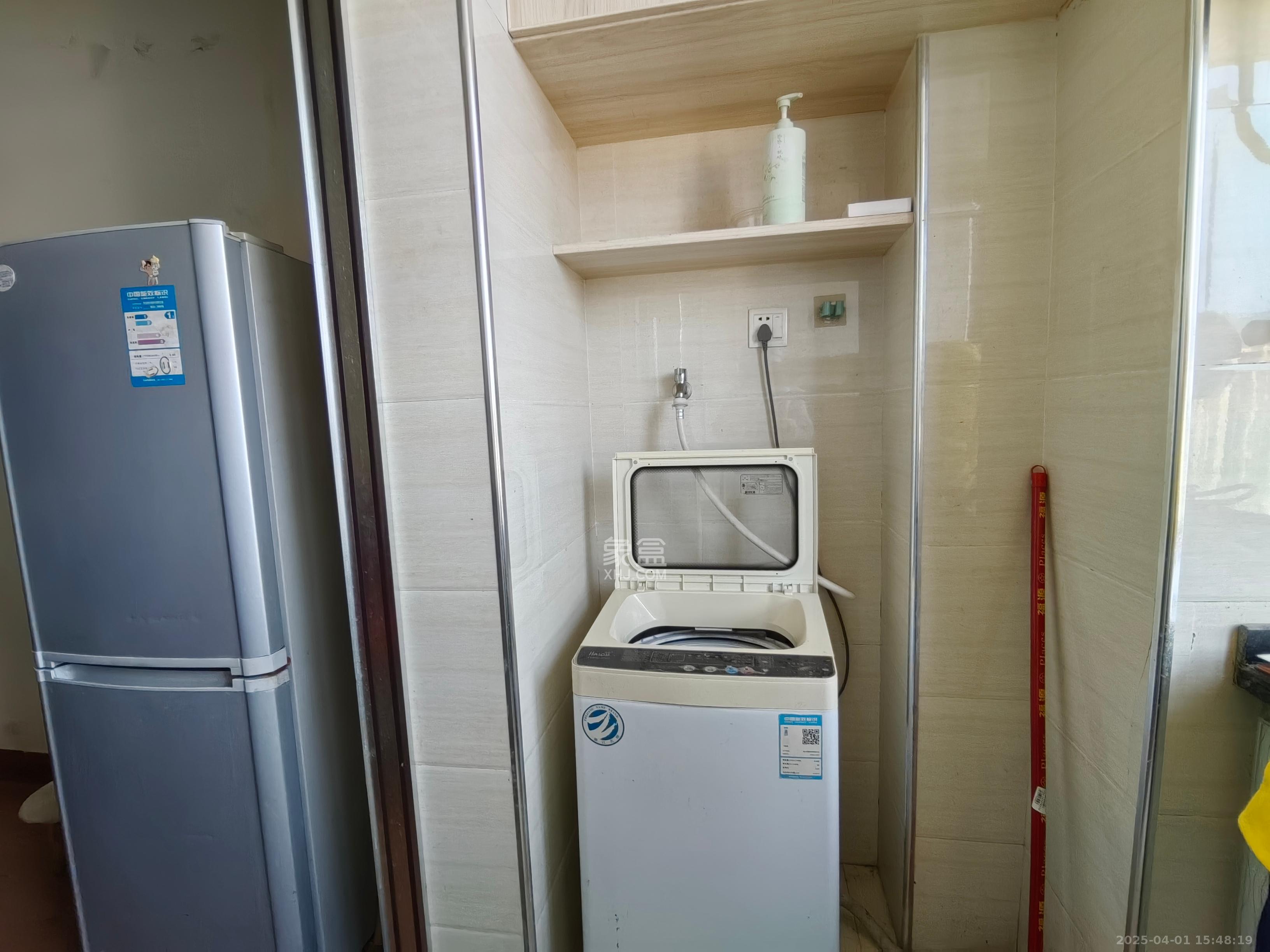 怡海星城 1室1厅1卫 800.0元/月 怡海星城 1室1厅1卫 800.0元/月室内图