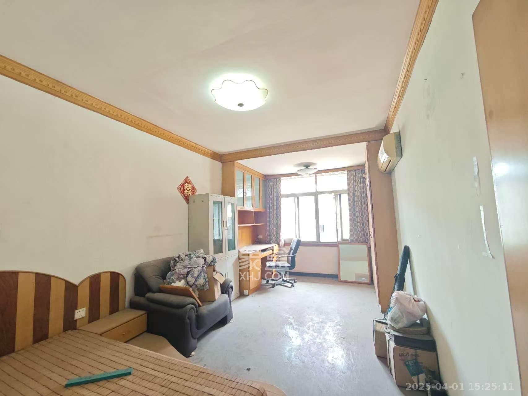 华达家园 3室2厅1卫 1400.0元/月 华达家园 3室2厅1卫 1400.0元/月室内图