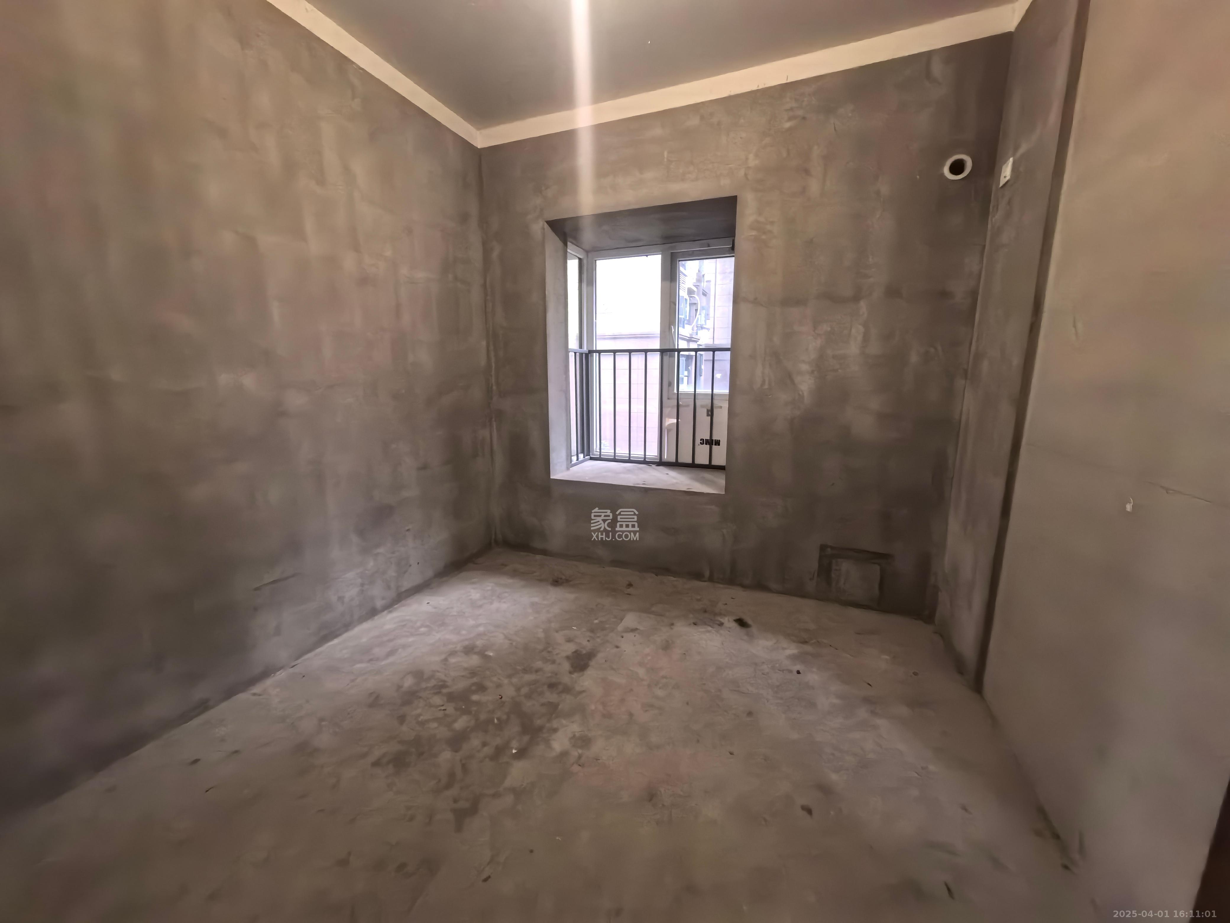 荣盛花语城 3室2厅2卫 1200.0元/月 荣盛花语城 3室2厅2卫 1200.0元/月室内图