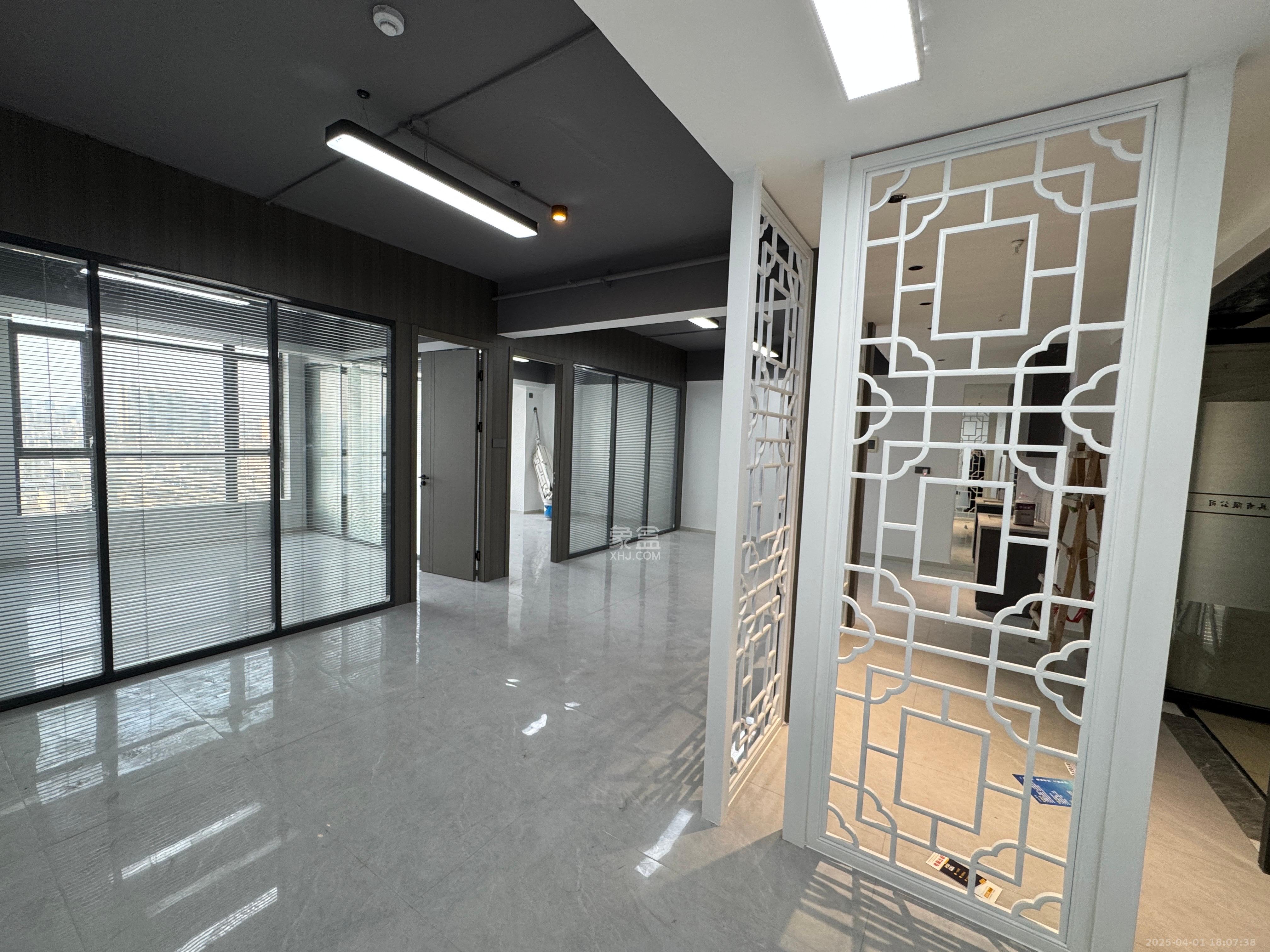 湘域相遇  2室2厅1卫   5500.00元/月室内图