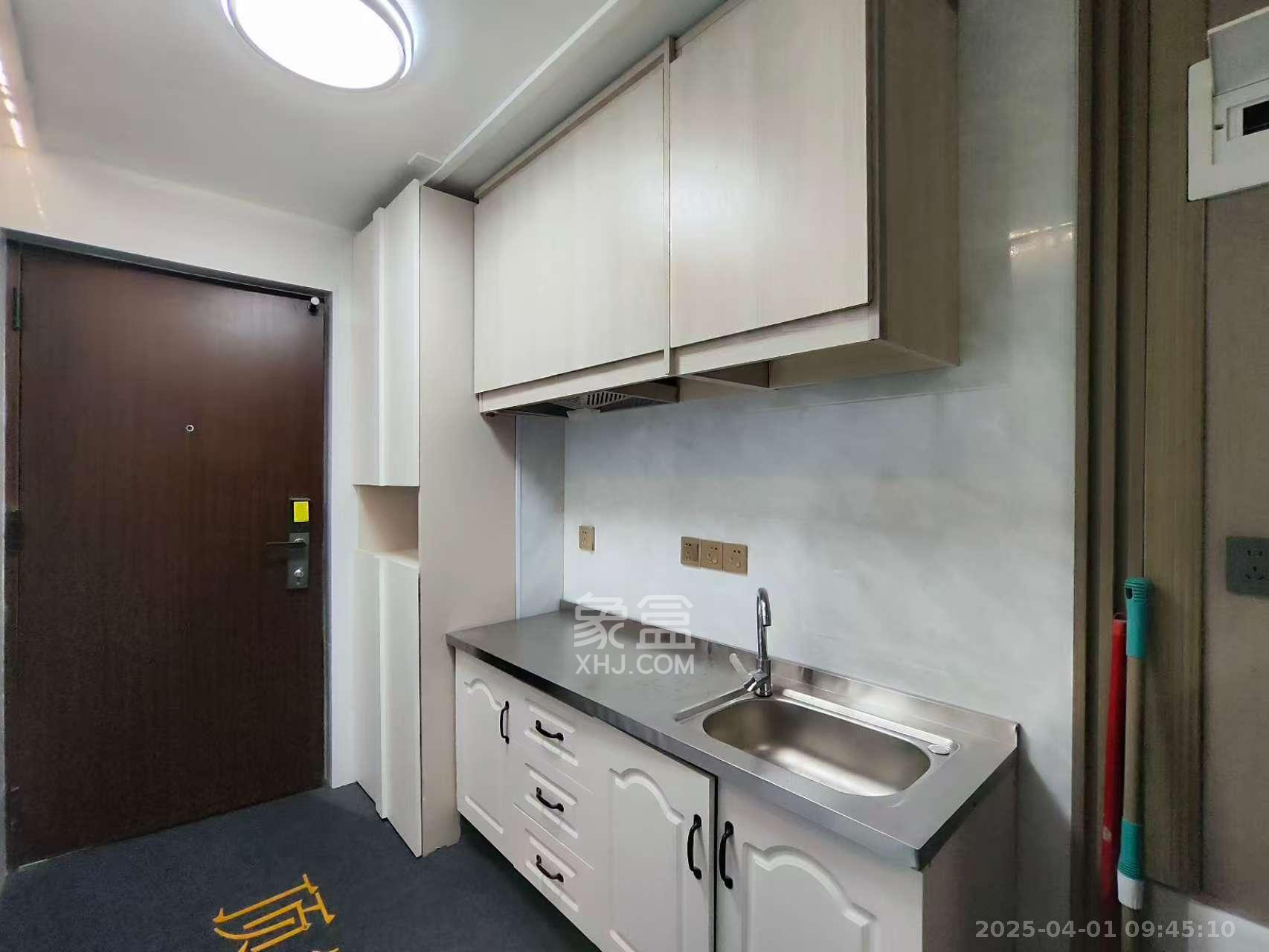 信诚湘江揽月(至善美景大厦) 1室1厅1卫 1500.0元/月 信诚湘江揽月(至善美景大厦) 1室1厅1卫 1500.0元/月室内图