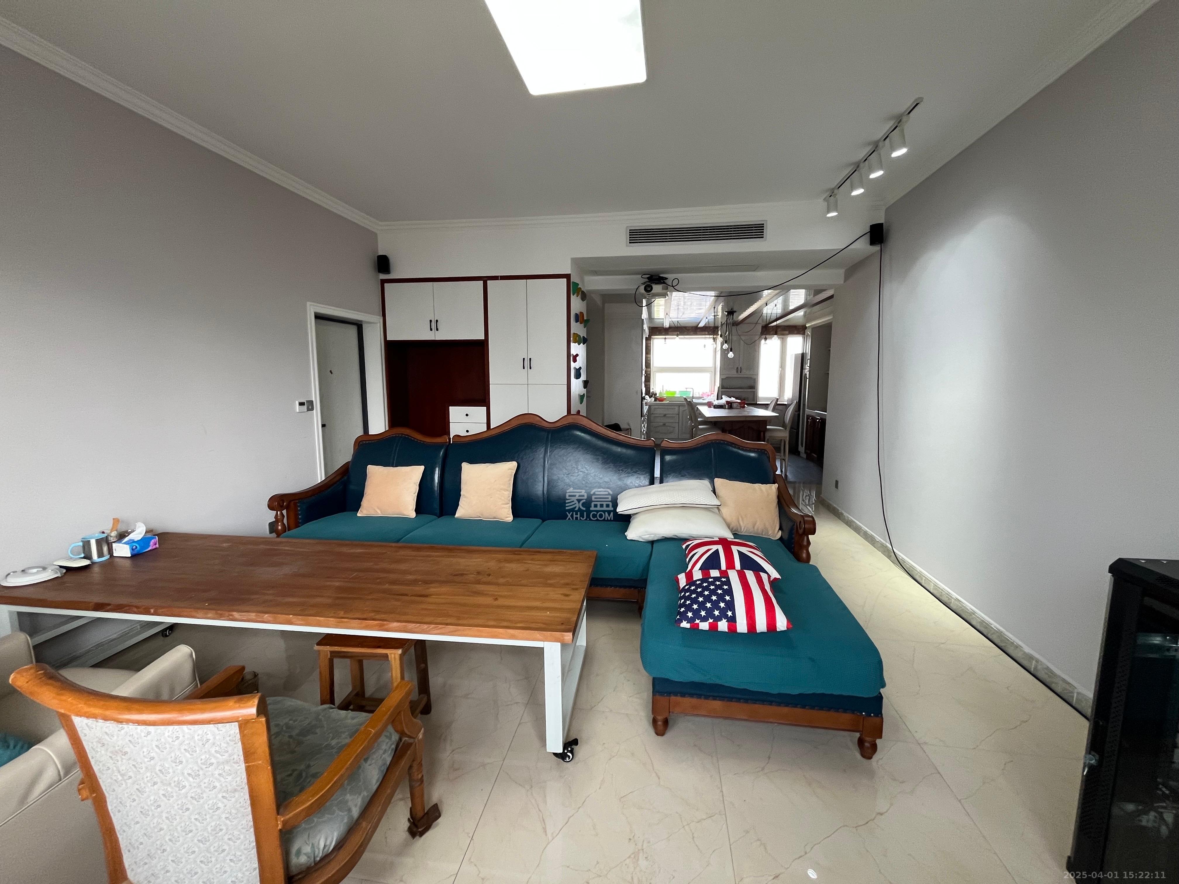 星沙国税局宿舍(星邻东苑) 3室2厅2卫 2000.0元/月 星沙国税局宿舍(星邻东苑) 3室2厅2卫 2000.0元/月室内图