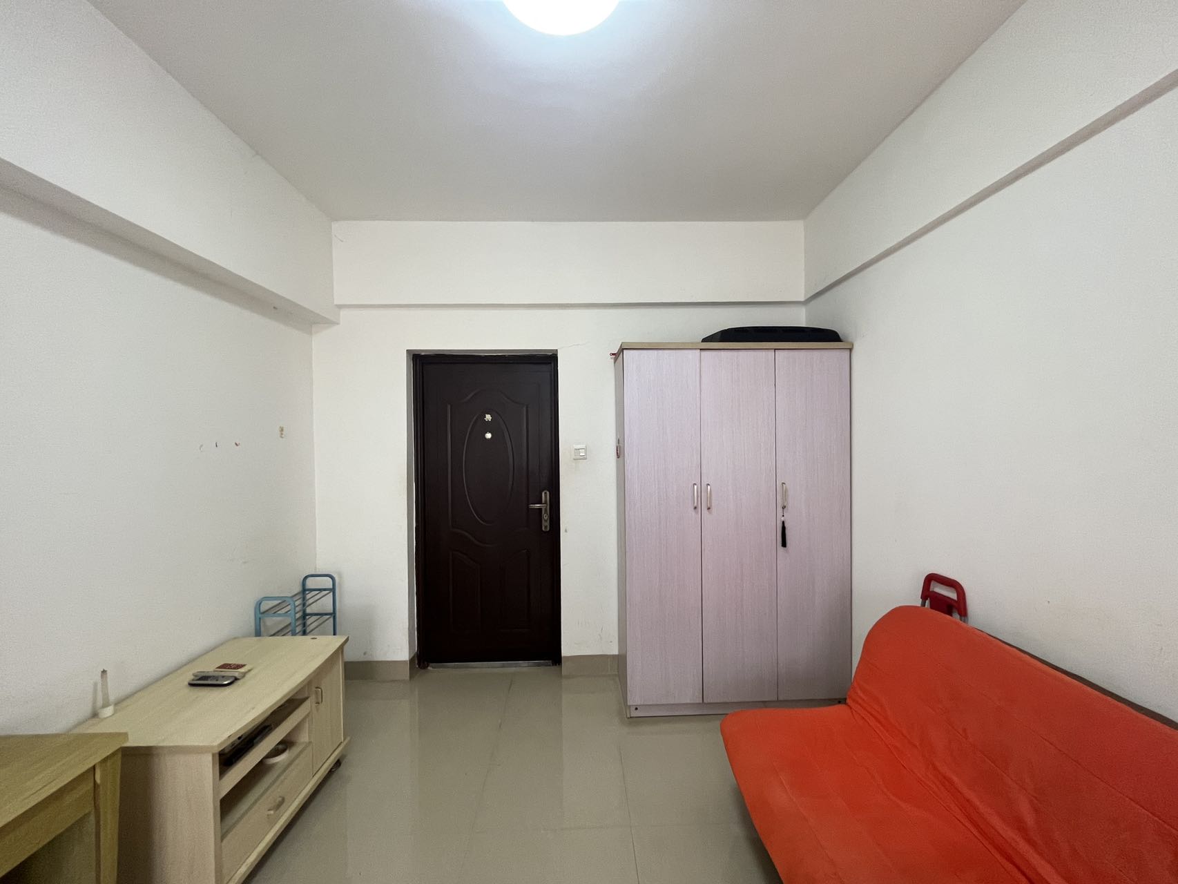 第五大道 1室1厅1卫 1800.0元/月 第五大道 1室1厅1卫 1800.0元/月室内图