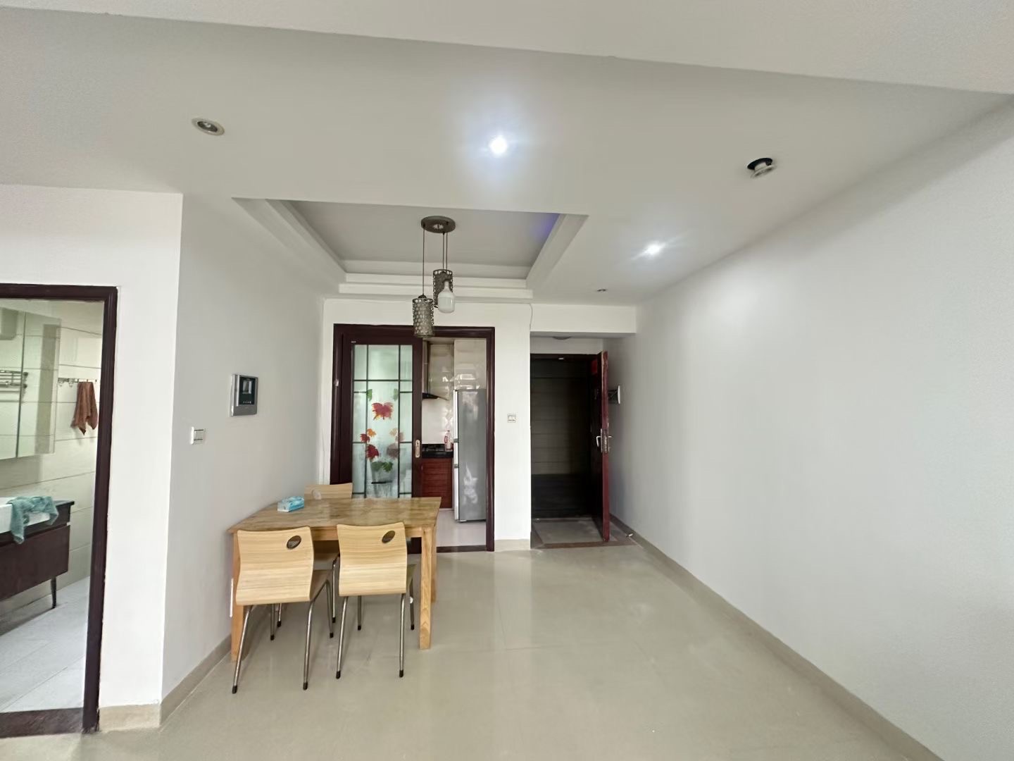 世代雅居 2室2厅1卫 150.0万 世代雅居 2室2厅1卫 150.0万客厅