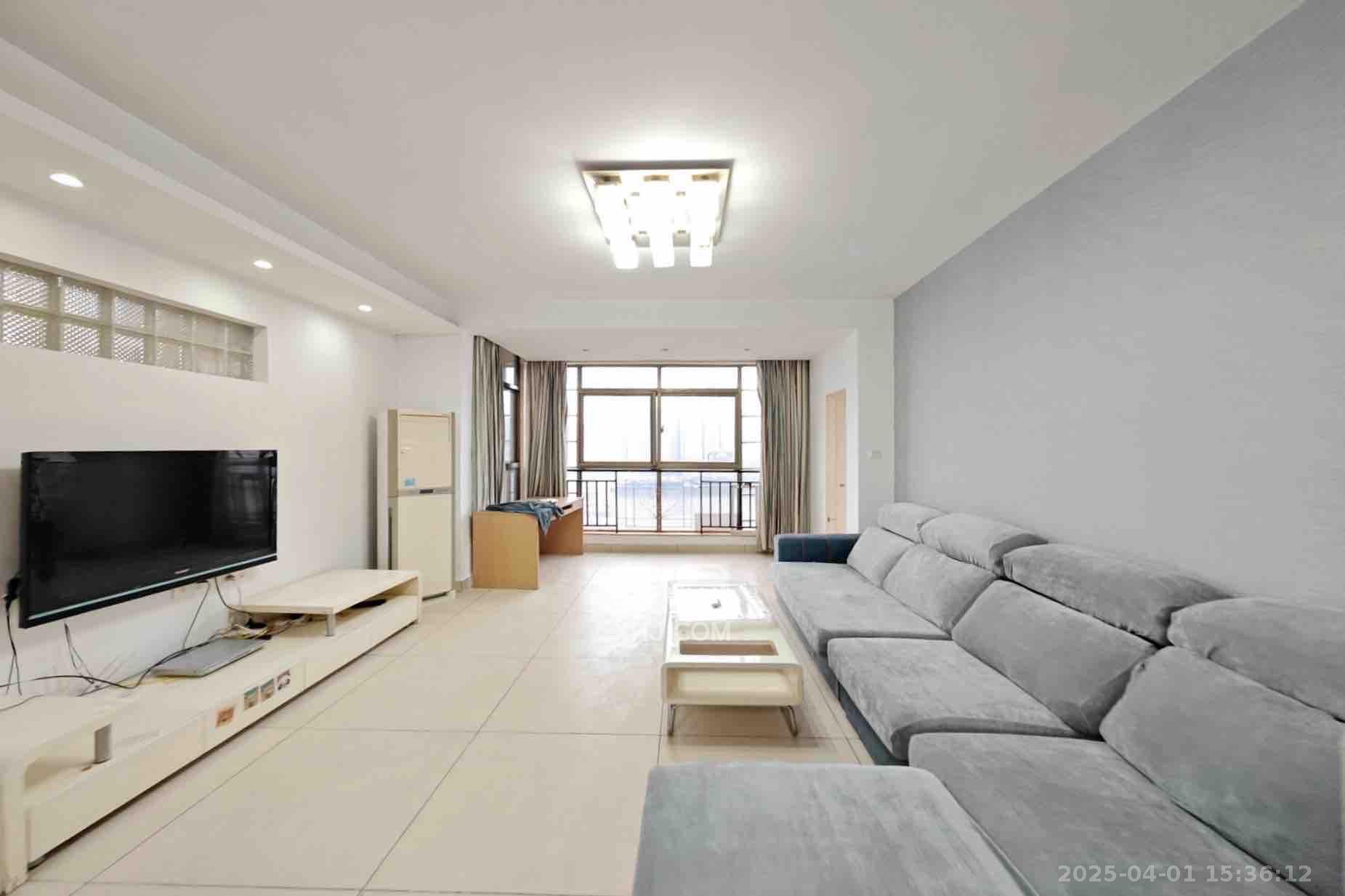 城南郡  4室2厅1卫   3400.00元/月室内图