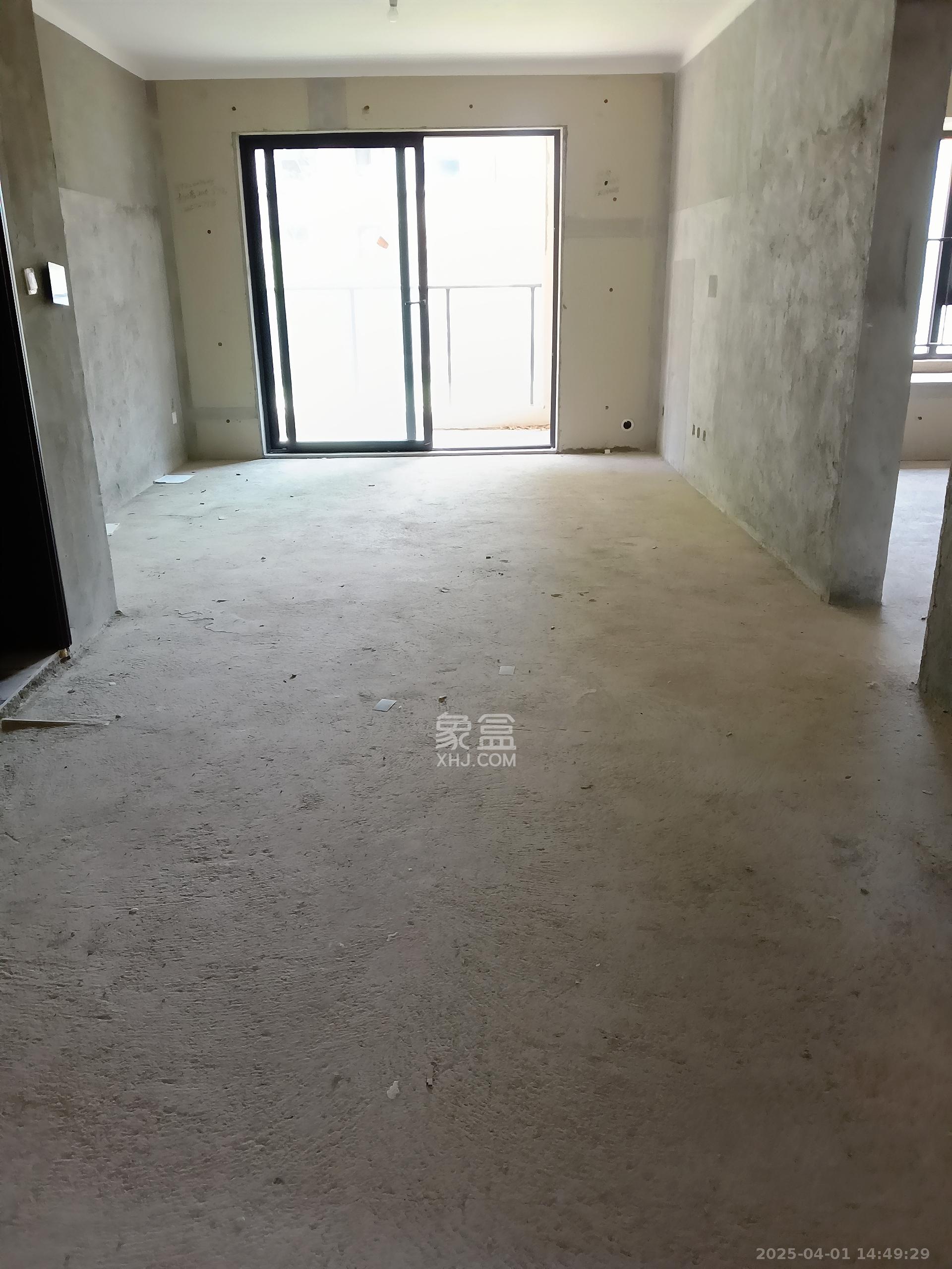 远洋红星天铂一期 4室2厅2卫 1500.0元/月 远洋红星天铂一期 4室2厅2卫 1500.0元/月室内图