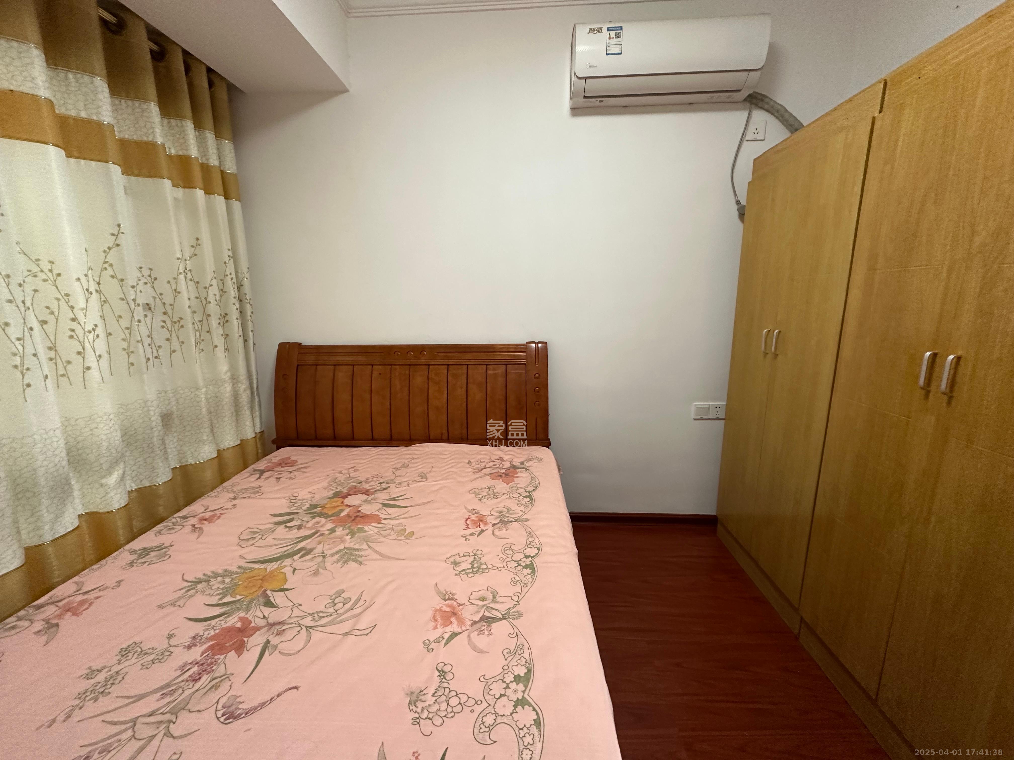 海洋半岛（月珑湾）  3室2厅1卫    2400.0元/月室内图