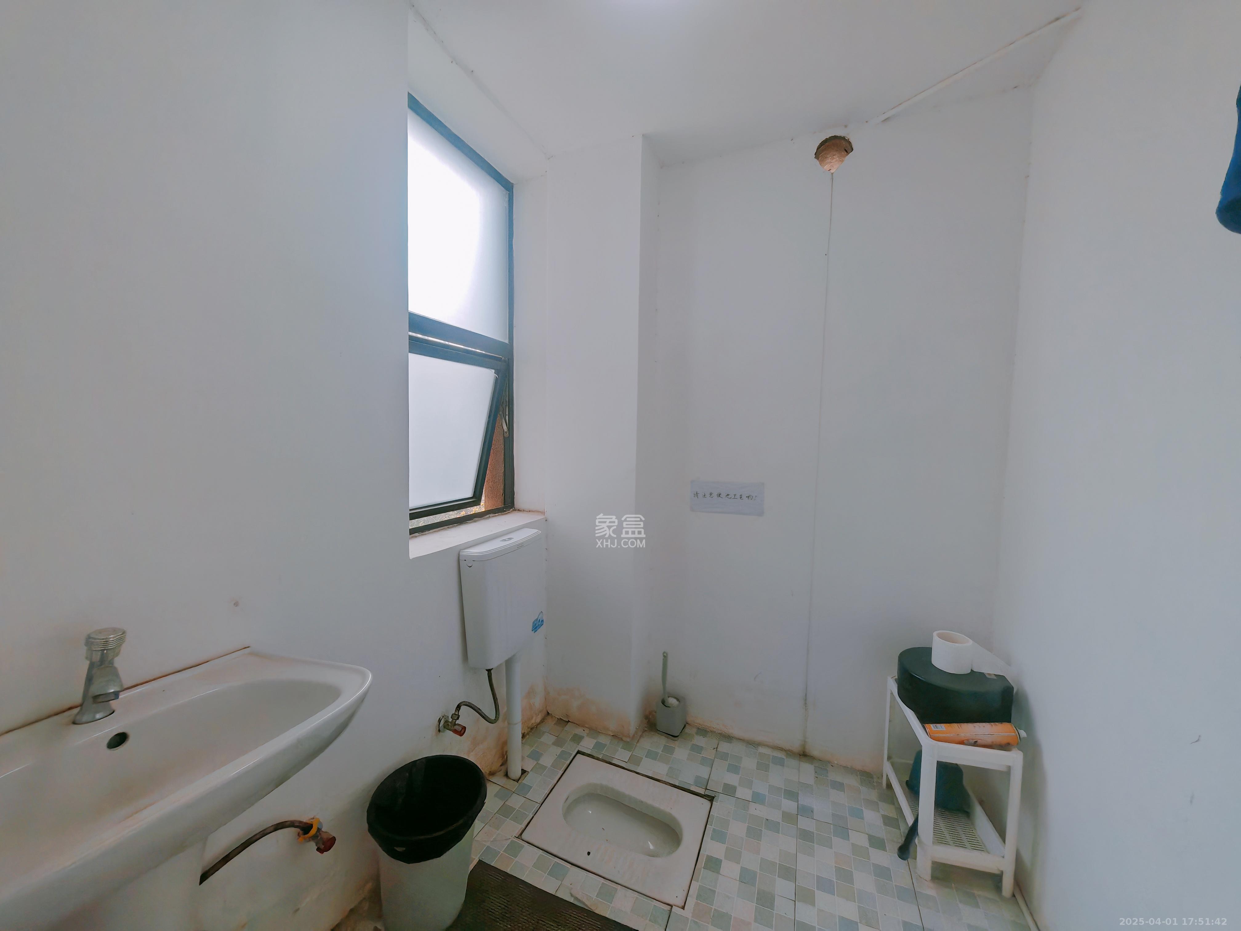 骑龙大街(骑龙苑) 3室2厅1卫 2500.0元/月 骑龙大街(骑龙苑) 3室2厅1卫 2500.0元/月室内图