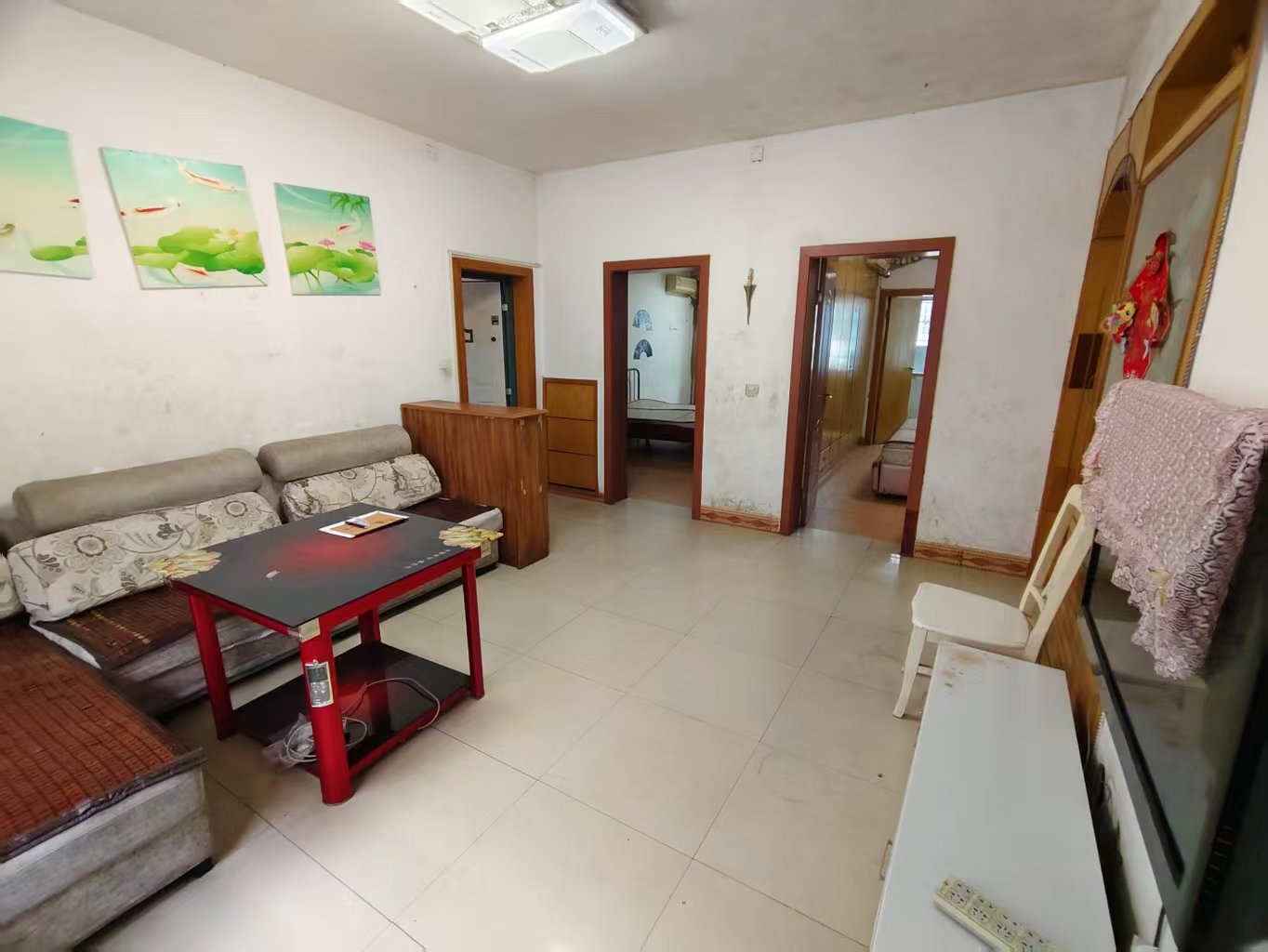 育财农贸市场（民营市场）  3室2厅1卫    1300.0元/月室内图