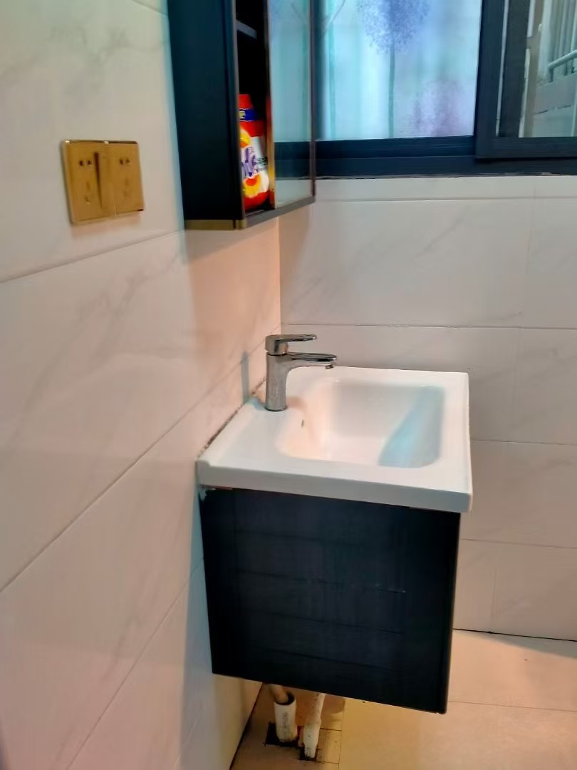 公路局家属院(产权:天马山5号) 2室2厅1卫 800.0元/月 公路局家属院(产权:天马山5号) 2室2厅1卫 800.0元/月室内图