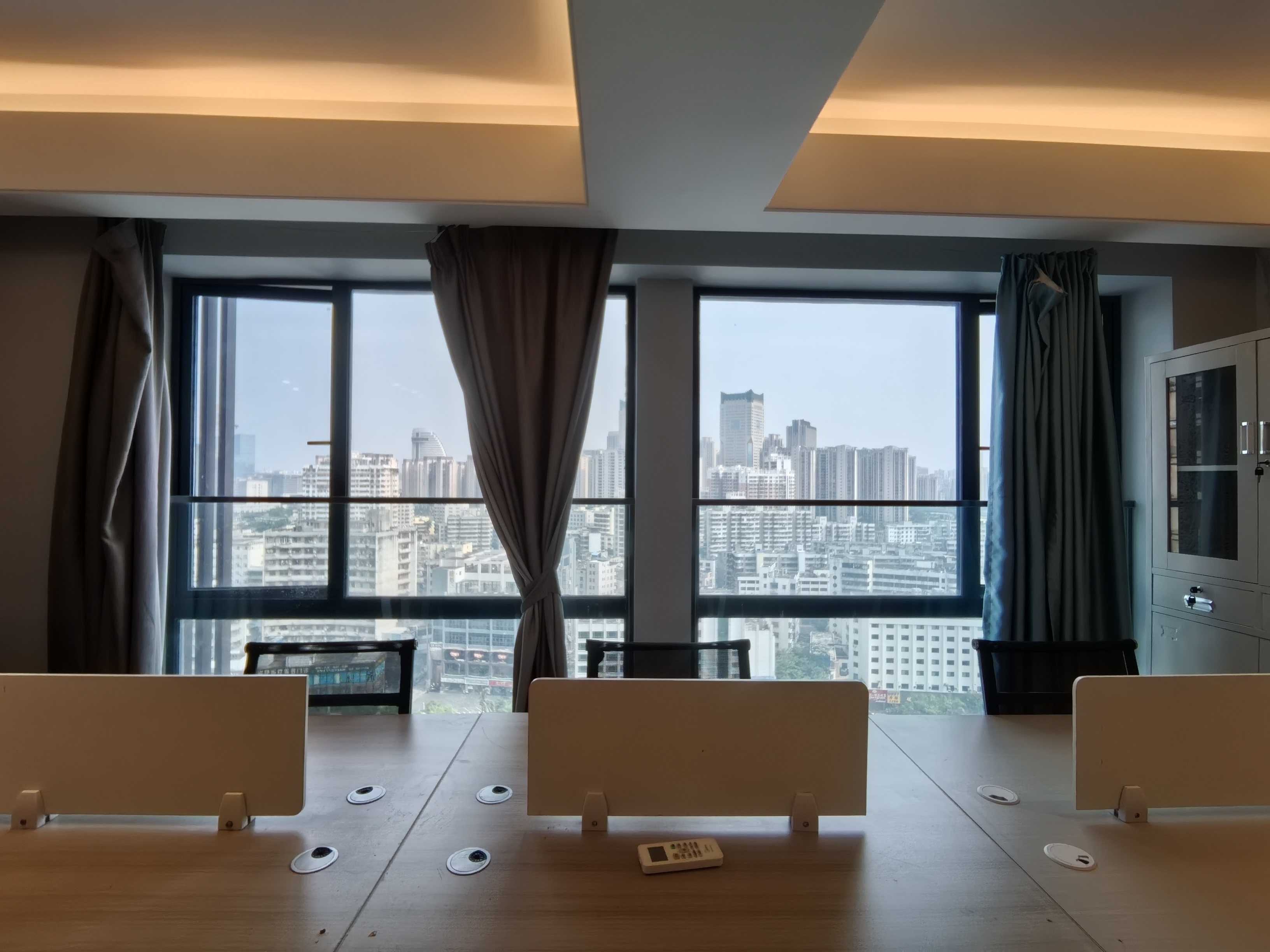 融创精彩天地  2室1厅2卫   2900.00元/月室内图
