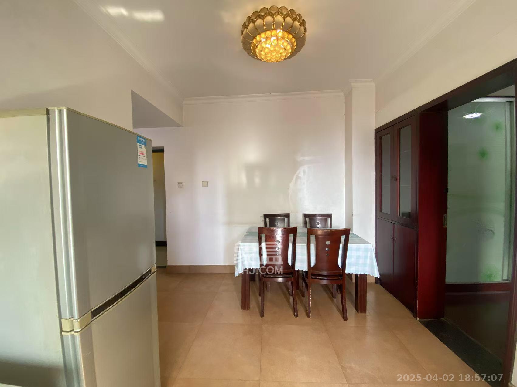 芙蓉蓉苑 1室1厅1卫 2000.0元/月 芙蓉蓉苑 1室1厅1卫 2000.0元/月室内图