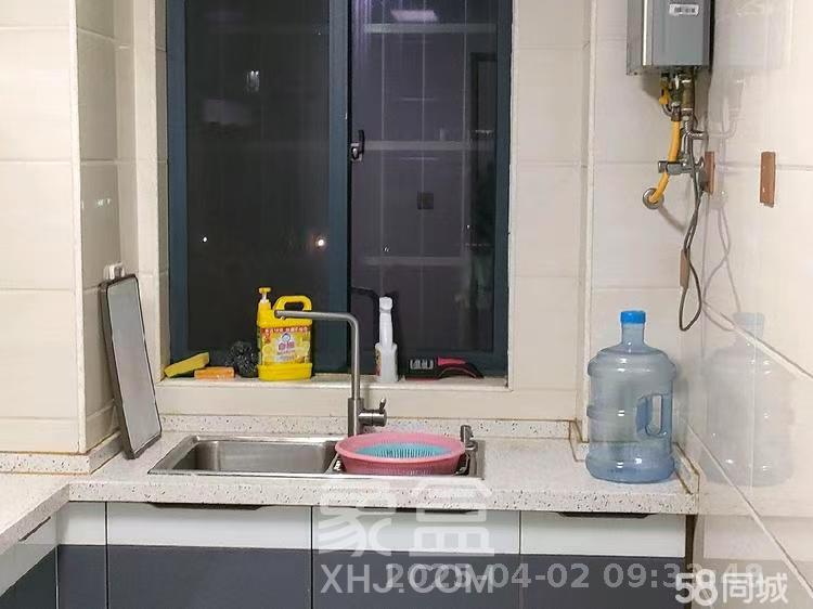 佳美紫郡  3室2厅2卫   2000.00元/月室内图
