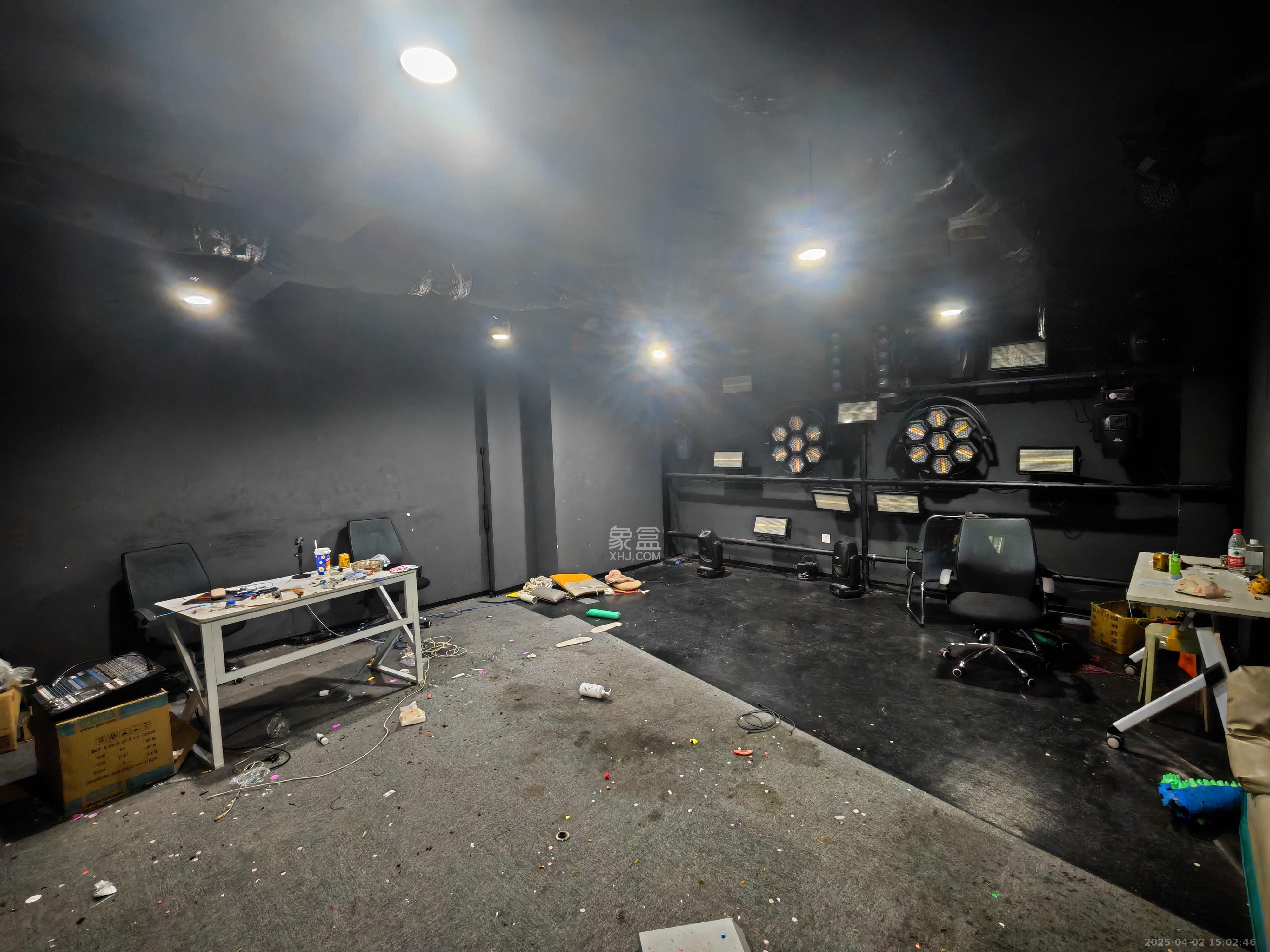 蓝湾国际广场 1室1厅1卫 15800.0元/月 蓝湾国际广场 1室1厅1卫 15800.0元/月室内图