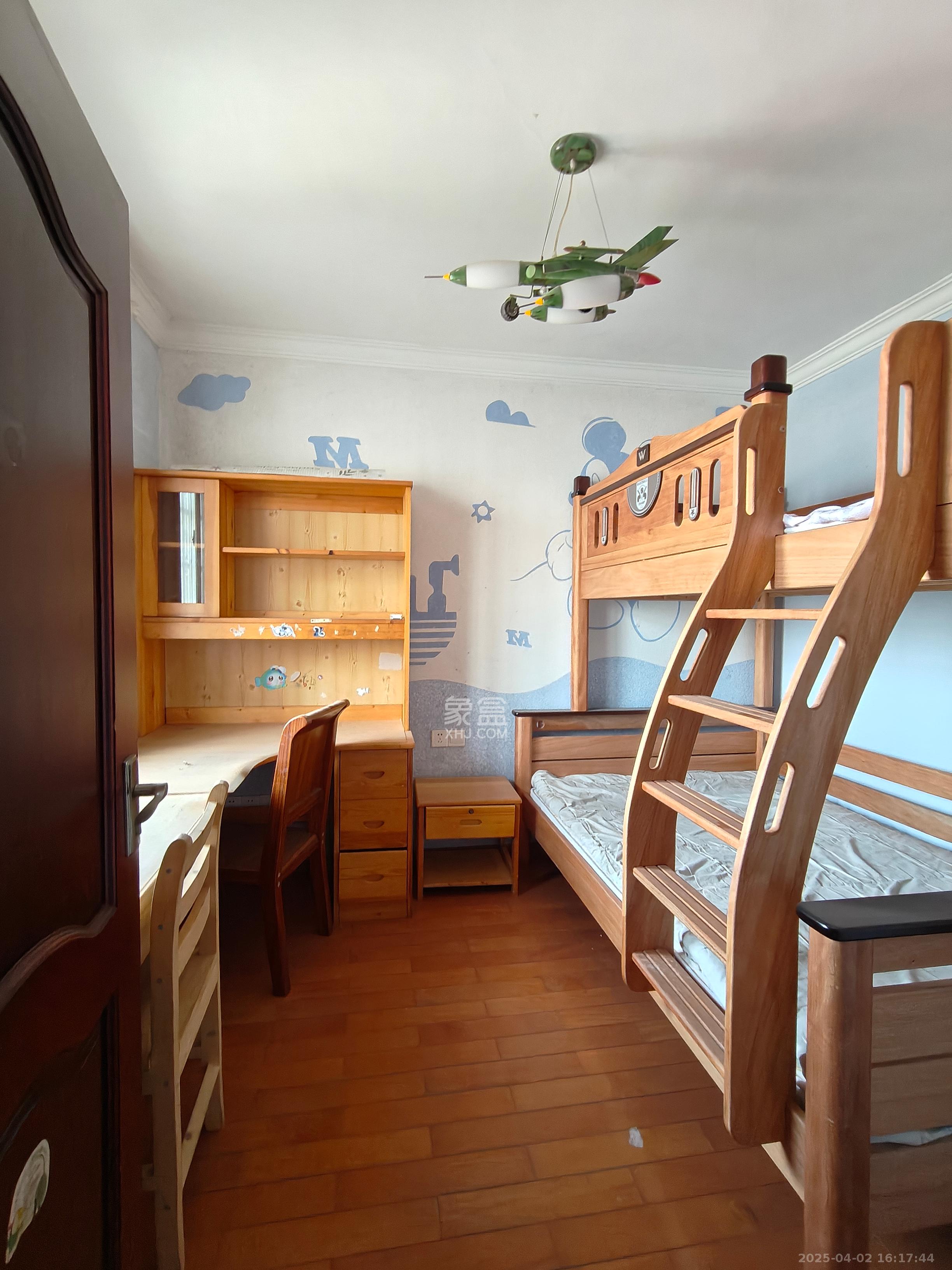 城市花园  3室2厅2卫    3300.0元/月 城市花园  3室2厅2卫    3300.0元/月室内图