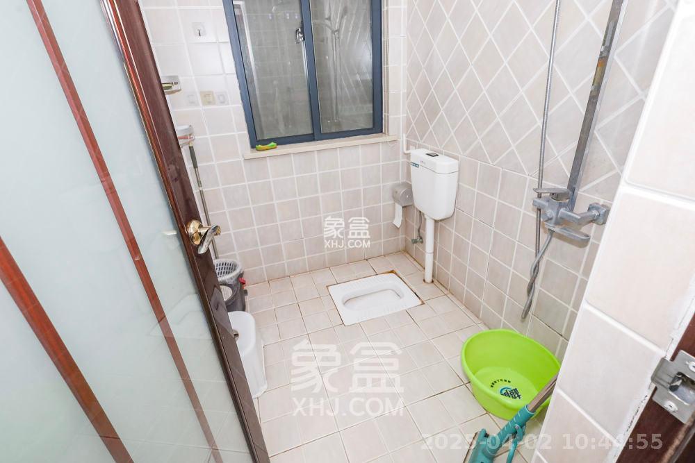钰龙天下一期  3室2厅1卫   3500.00元/月室内图