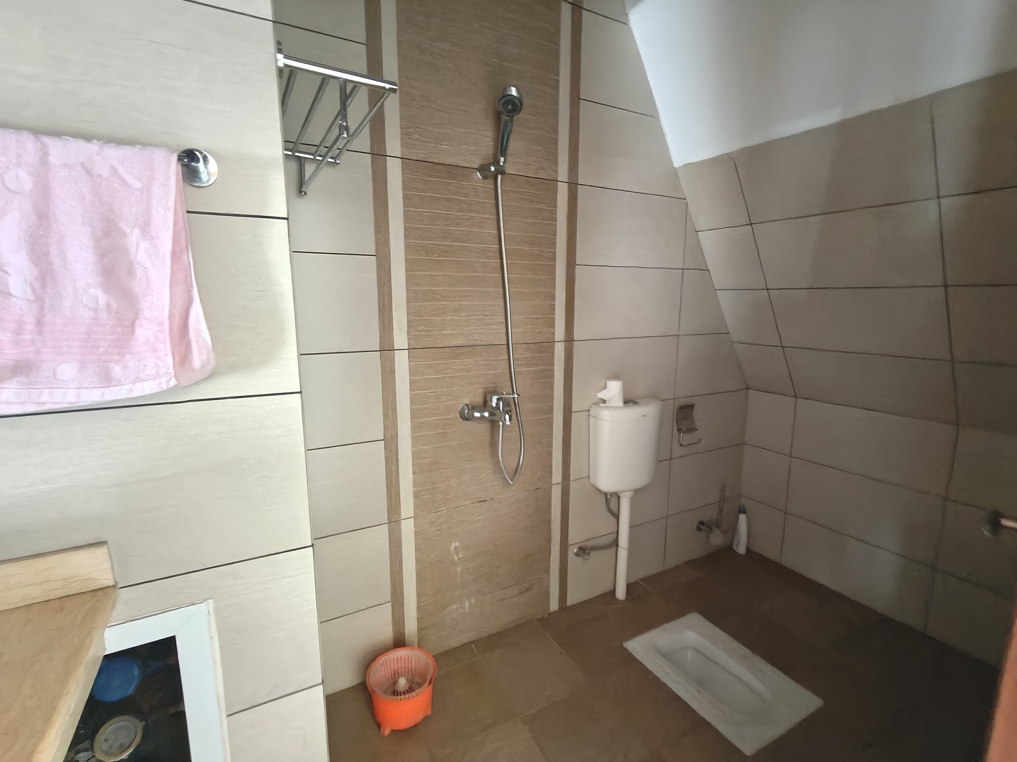 芙蓉盛世(富园小区) 2室2厅2卫 800.0元/月 芙蓉盛世(富园小区) 2室2厅2卫 800.0元/月室内图