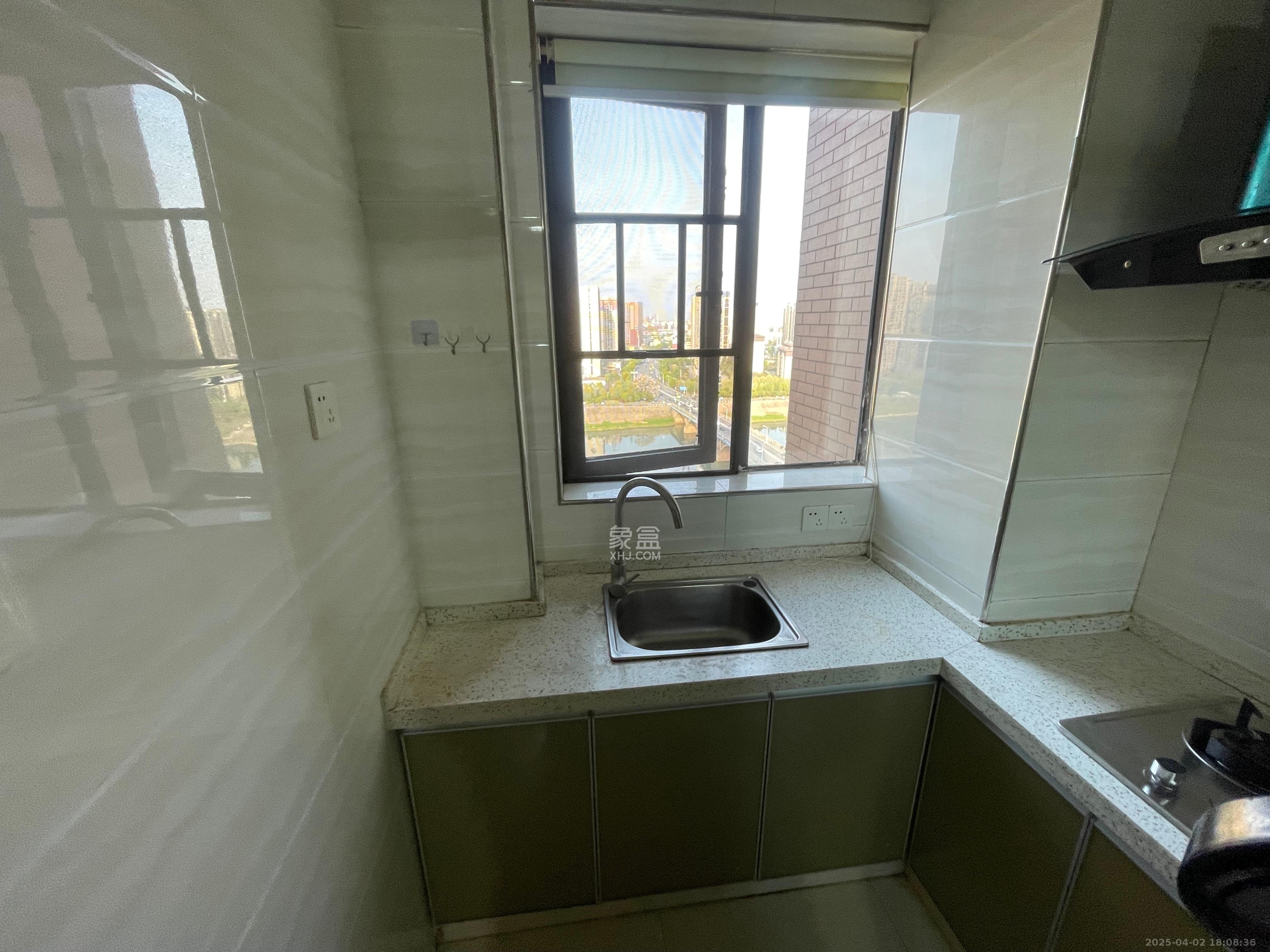 同鑫家园 1室1厅1卫 1500.0元/月 同鑫家园 1室1厅1卫 1500.0元/月室内图