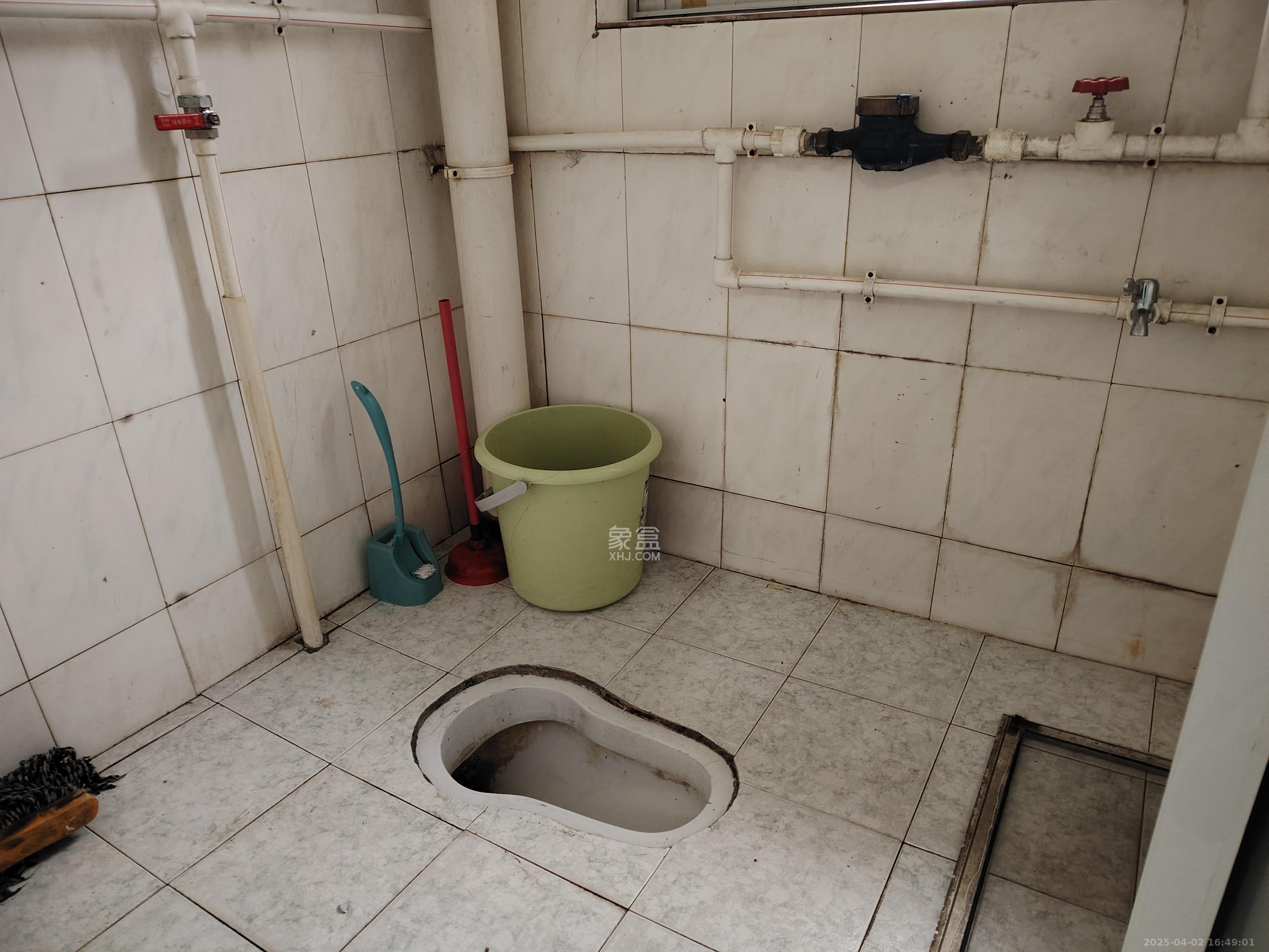 火炬村 1室1厅1卫 1200.0元/月 火炬村 1室1厅1卫 1200.0元/月室内图