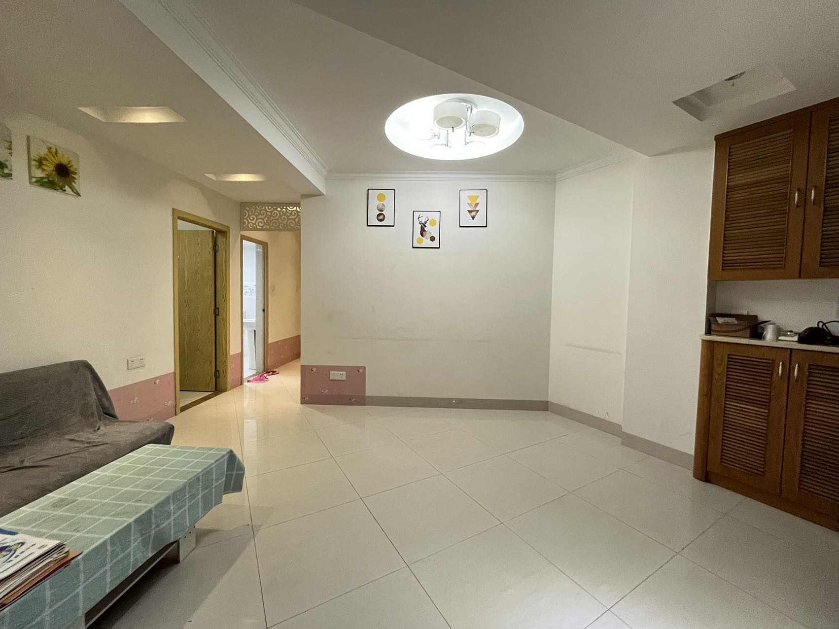 橡树园小区  2室1厅1卫    110.0万 橡树园小区  2室1厅1卫    110.0万室内图