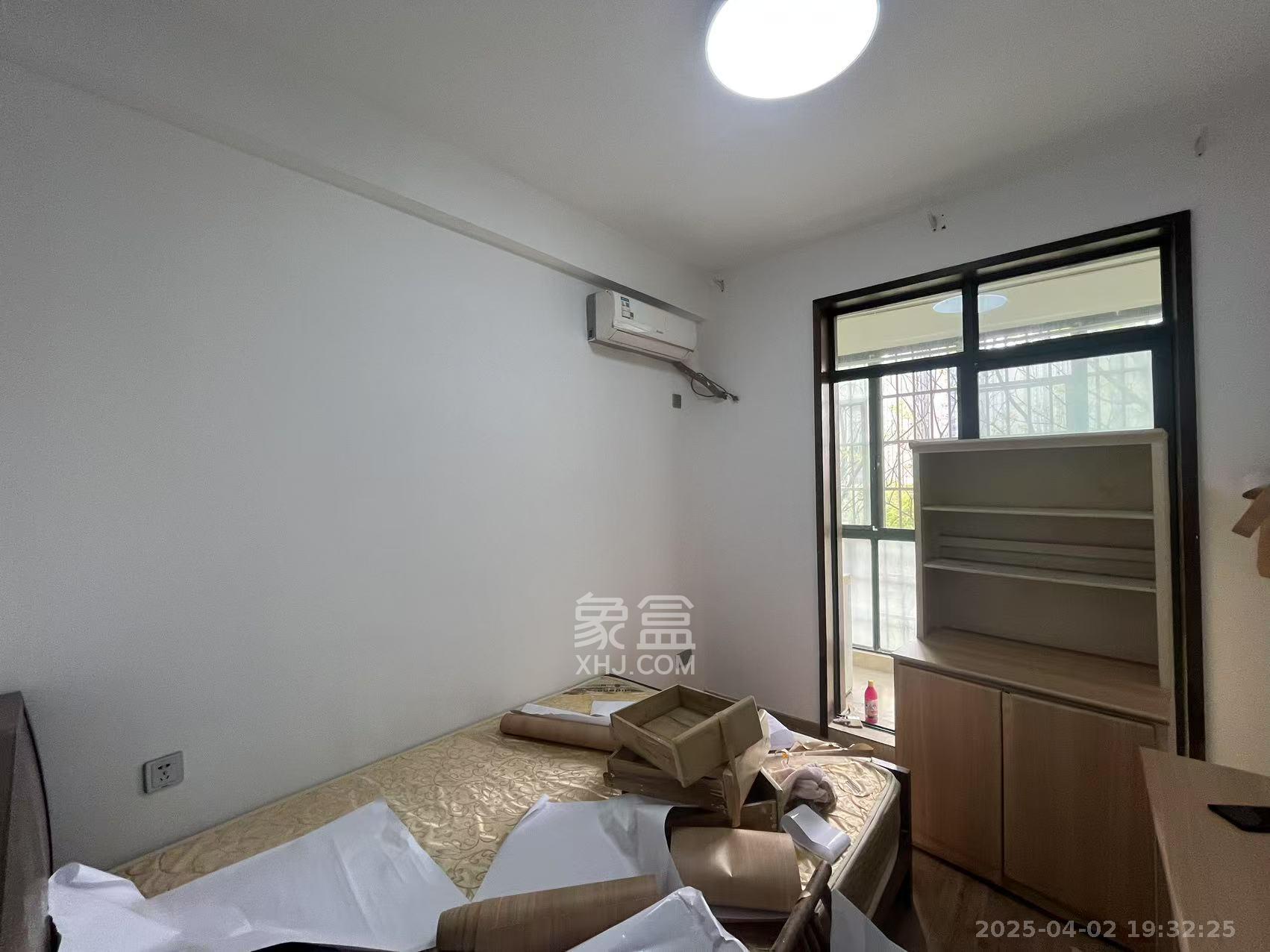 枫华府第  3室2厅2卫    2300.0元/月 枫华府第  3室2厅2卫    2300.0元/月室内图