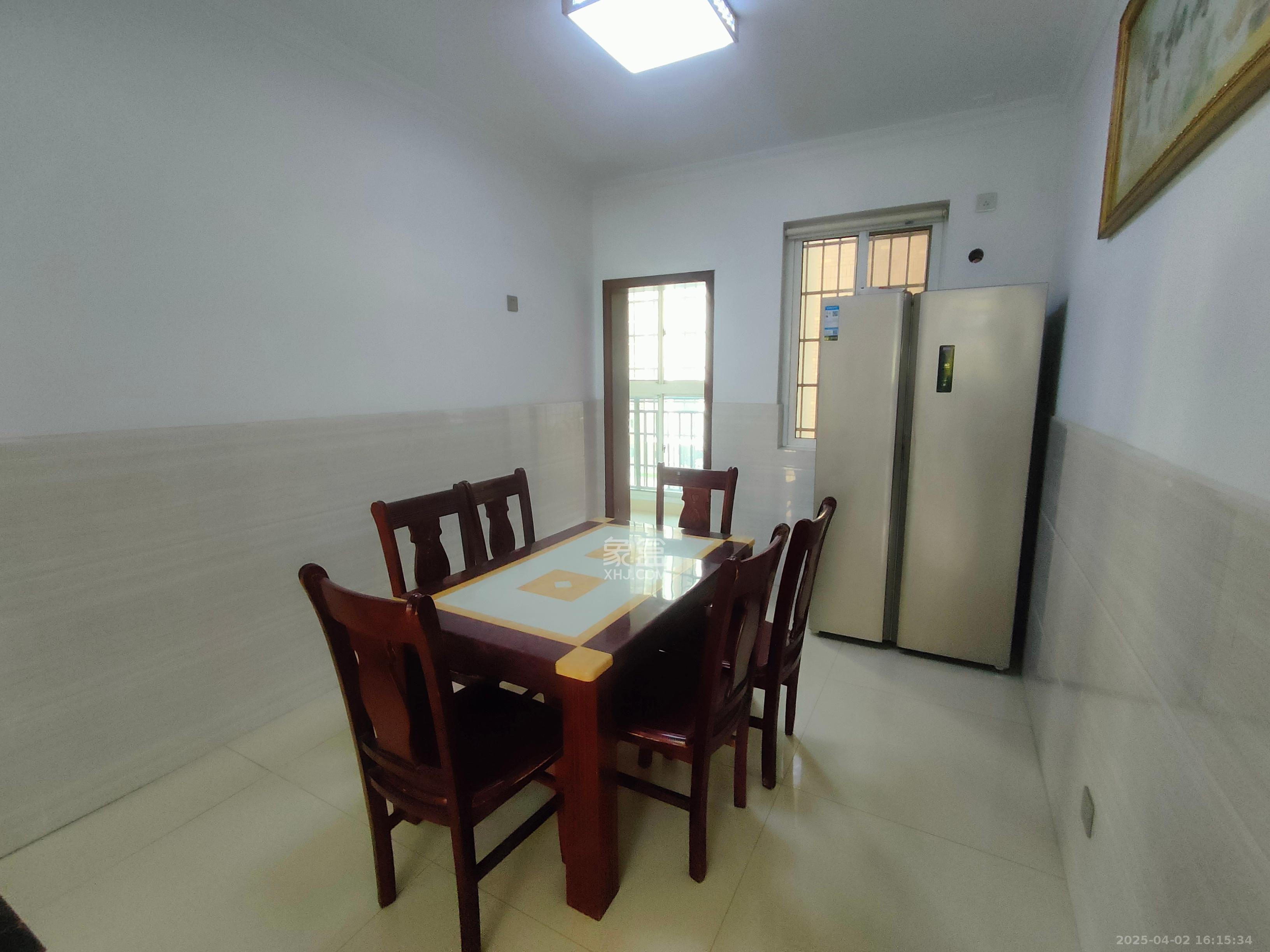 和馨园 3室2厅2卫 2450.0元/月 和馨园 3室2厅2卫 2450.0元/月室内图