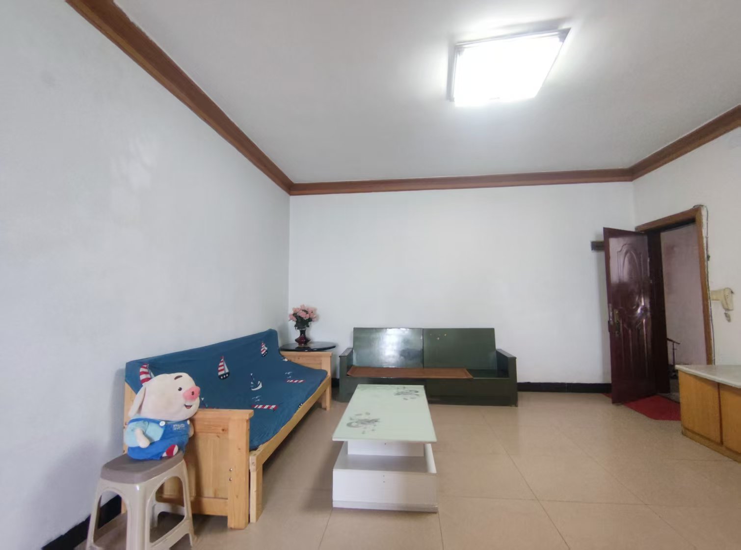 同兴苑 3室2厅1卫 1300.0元/月 同兴苑 3室2厅1卫 1300.0元/月室内图