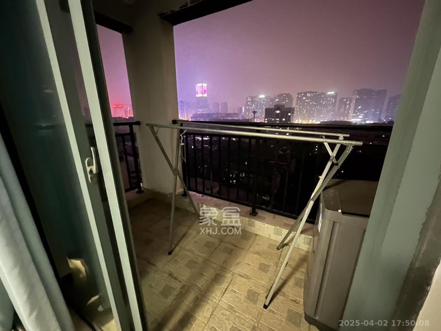 荣盛花语书苑  2室1厅1卫    2300.0元/月室内图