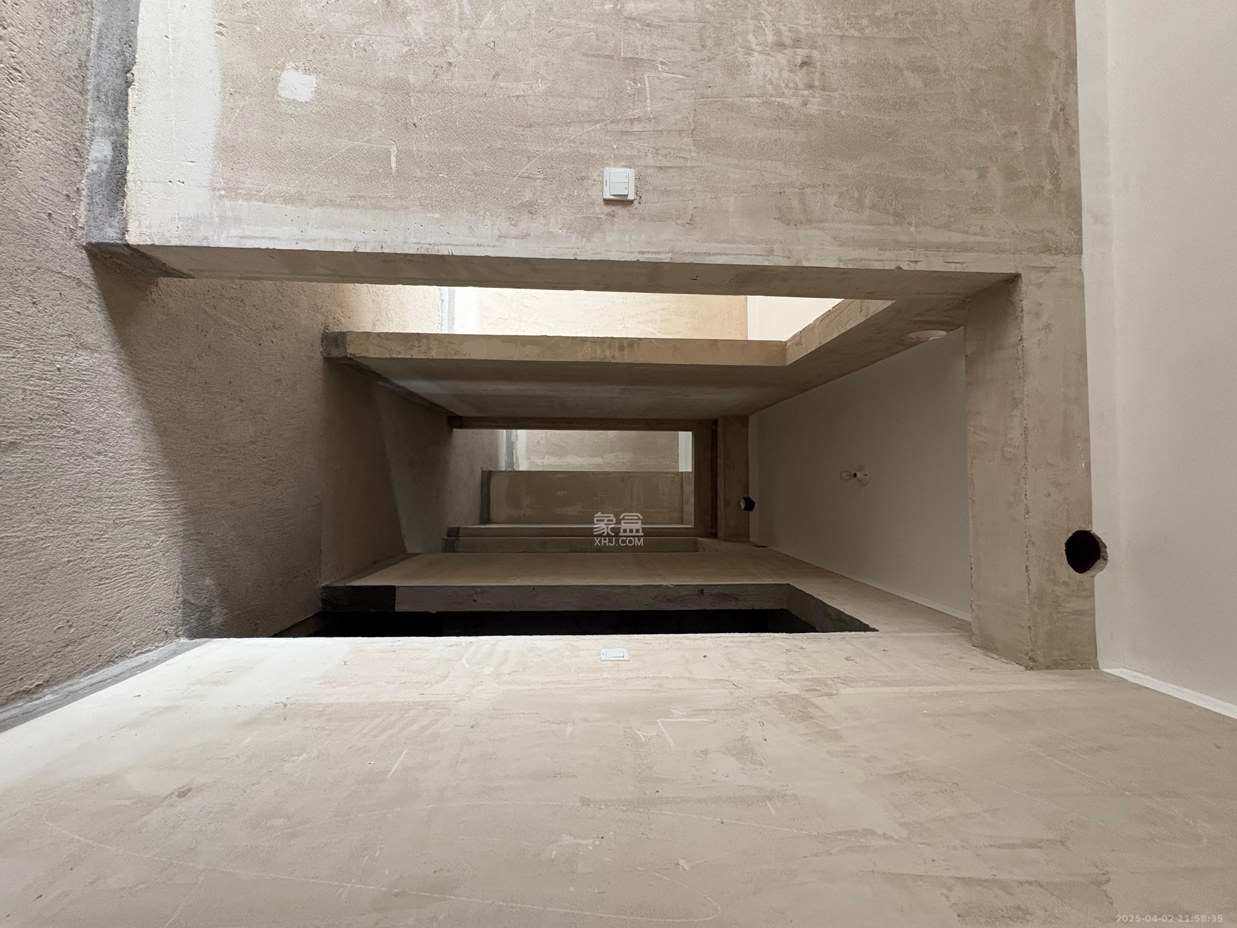 绿城美的明月江南 3室2厅2卫 1500.0元/月 绿城美的明月江南 3室2厅2卫 1500.0元/月室内图