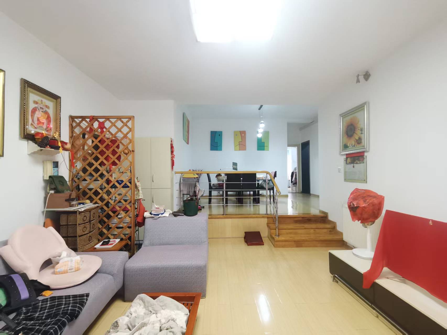 丽景雅苑 3室2厅1卫 68.0万 丽景雅苑 3室2厅1卫 68.0万室内图