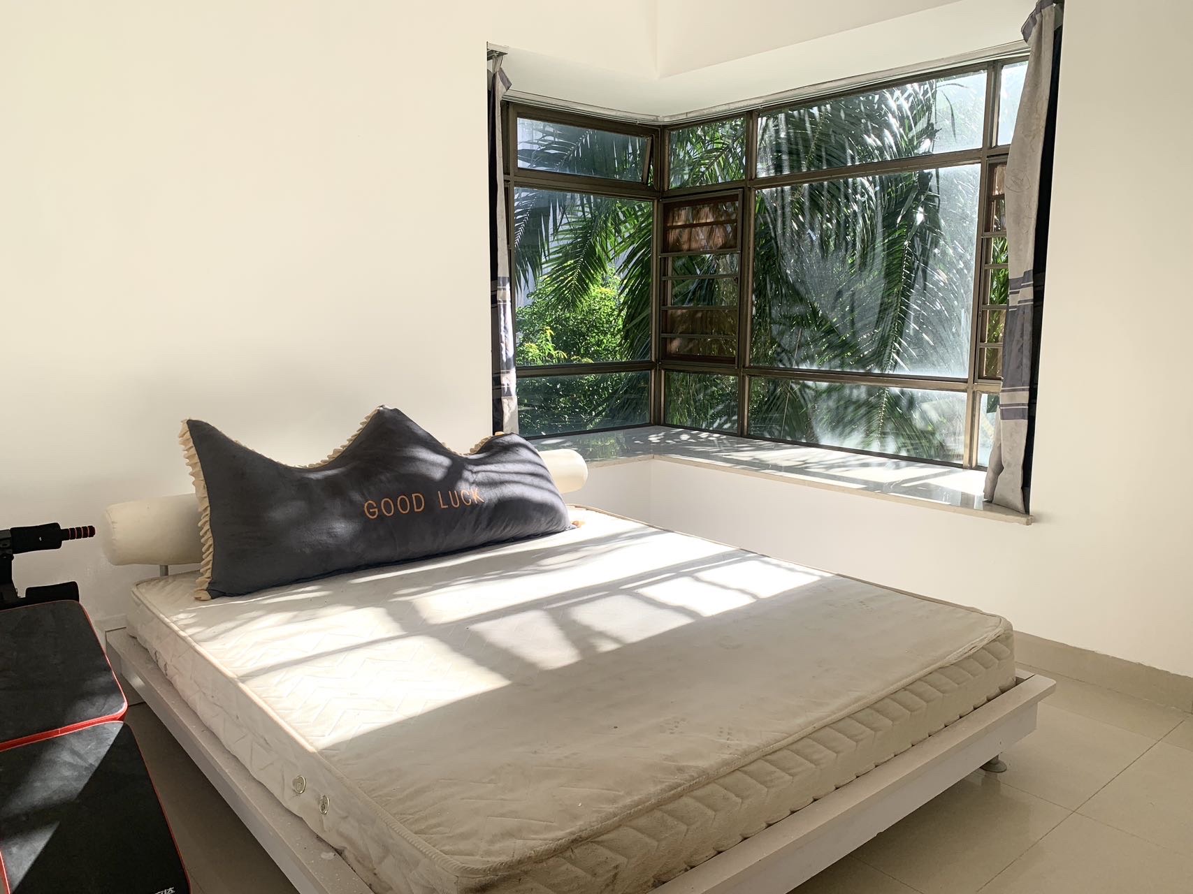 亚洲豪苑南区  3室2厅2卫    160.0万 亚洲豪苑南区  3室2厅2卫    160.0万室内图