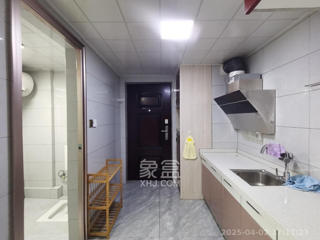中建芙蓉嘉苑  1室1厅1卫   1600.00元/月室内图