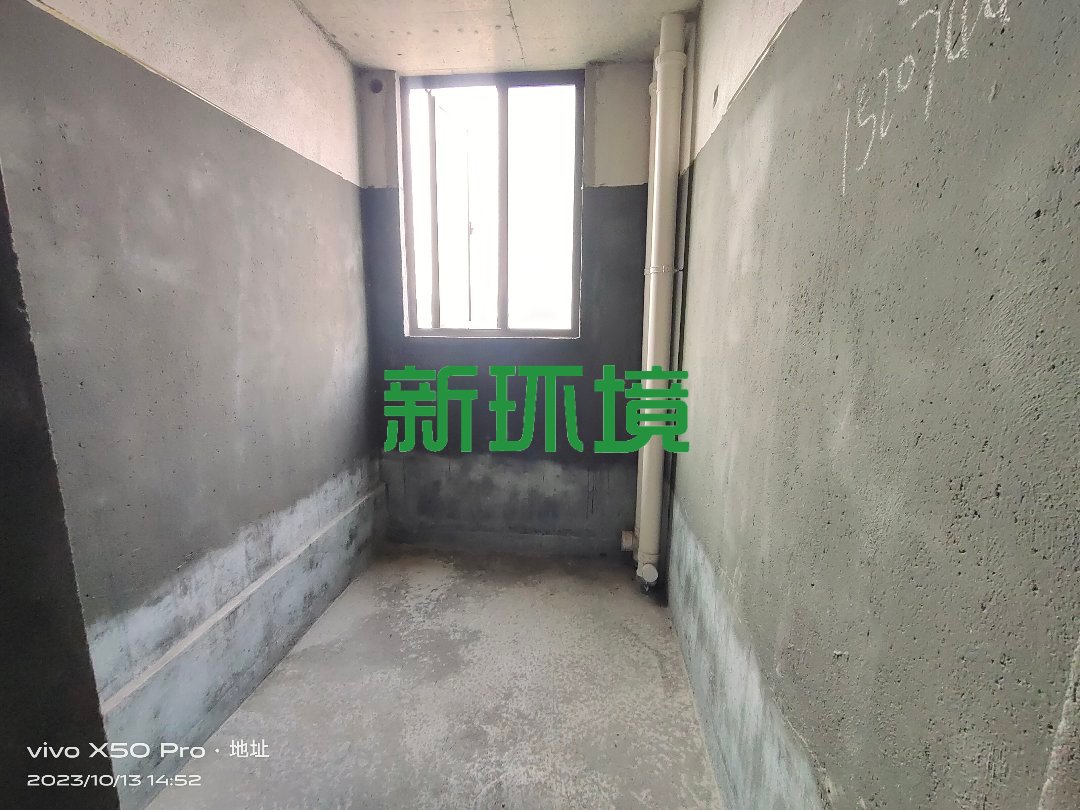江与城  3室2厅2卫   91.80万客厅