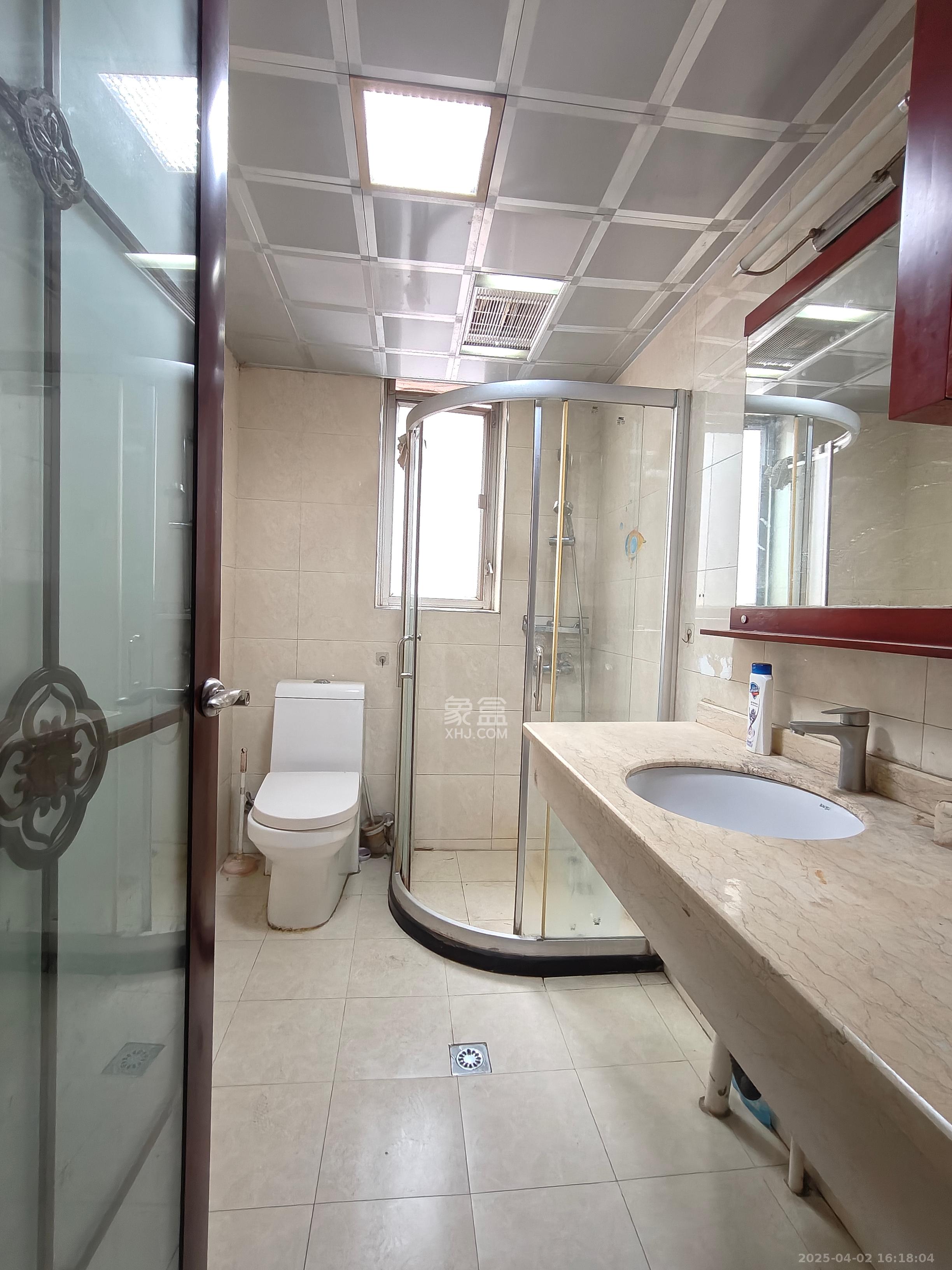 城市花园  3室2厅2卫    3300.0元/月 城市花园  3室2厅2卫    3300.0元/月室内图