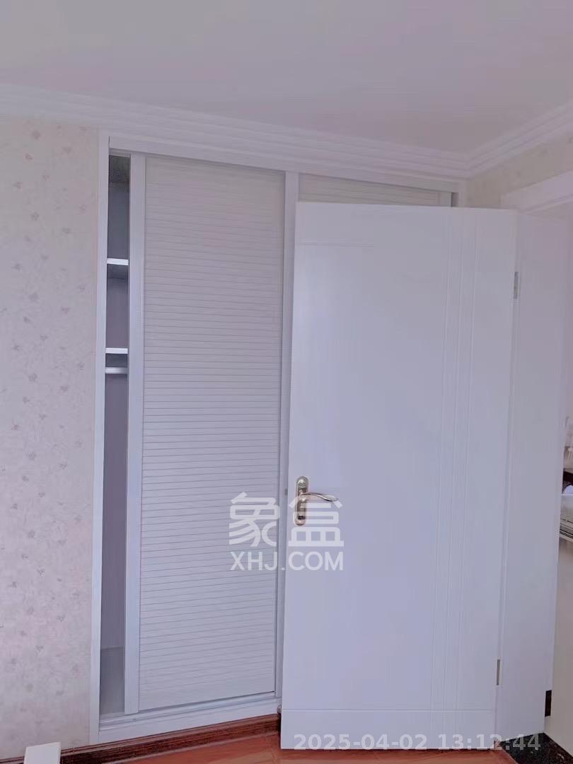 长城华都 3室2厅2卫 2500.0元/月 长城华都 3室2厅2卫 2500.0元/月室内图