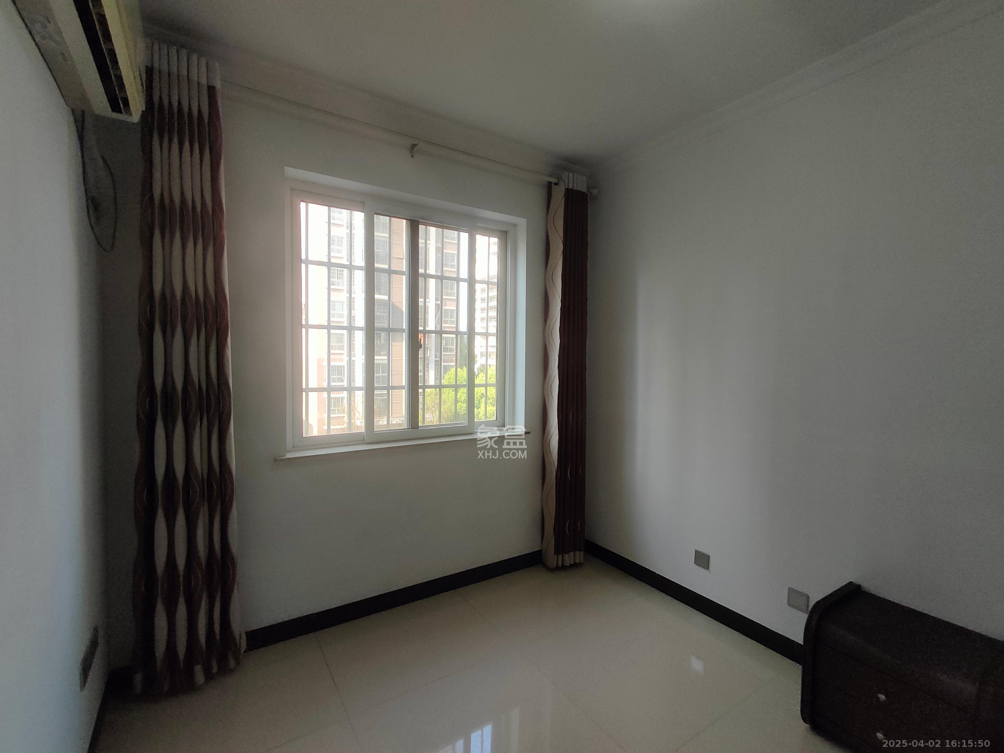 和馨园 3室2厅2卫 2450.0元/月 和馨园 3室2厅2卫 2450.0元/月室内图