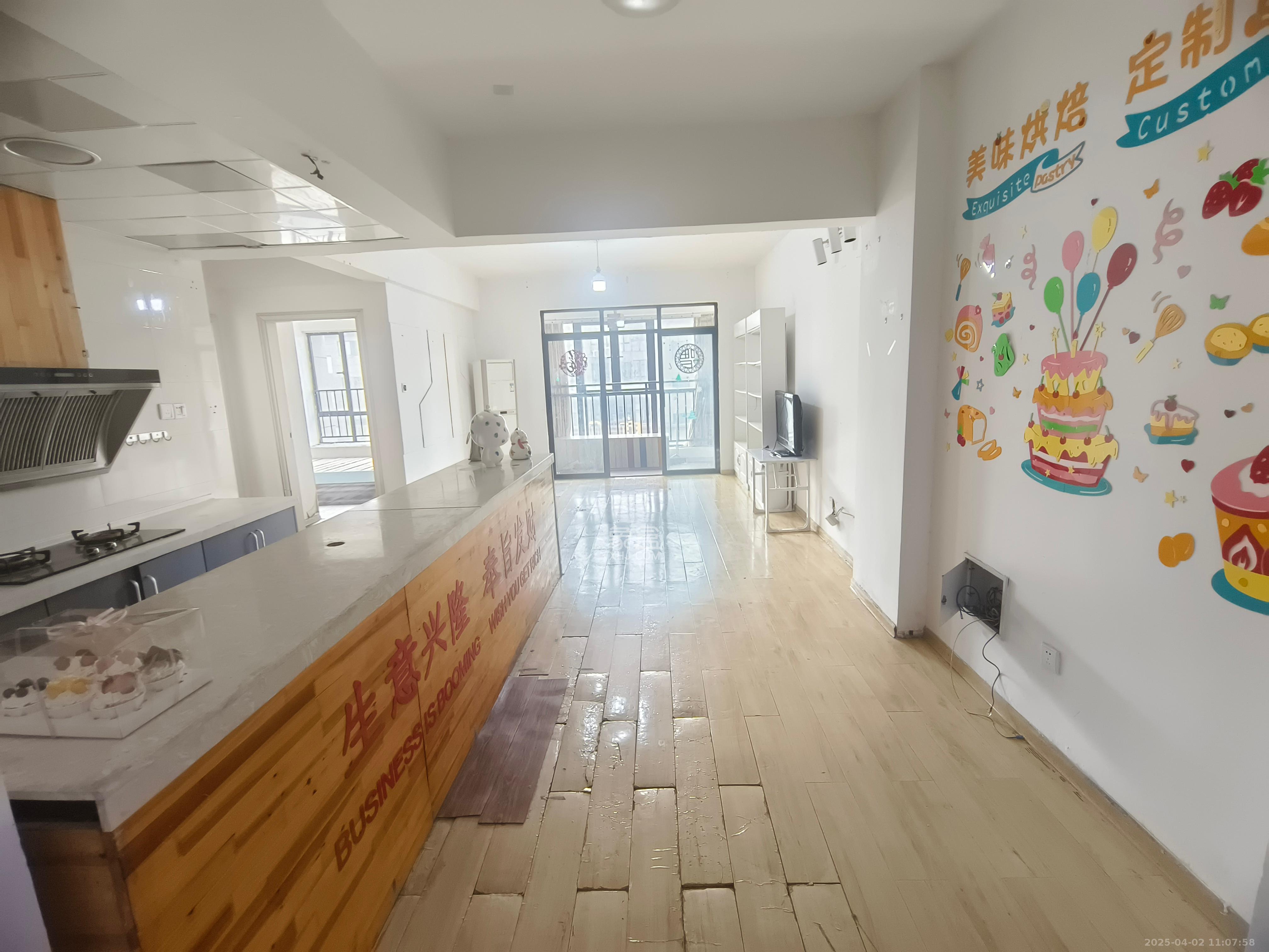 湘腾城市广场 3室2厅1卫 3200.0元/月 湘腾城市广场 3室2厅1卫 3200.0元/月室内图