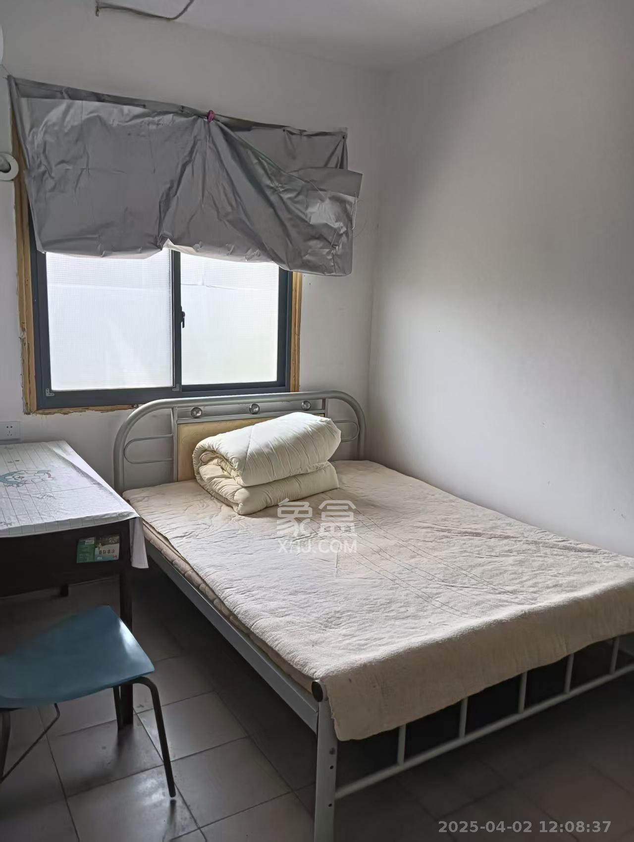 望月湖小区八片 3室1厅1卫 1600.0元/月 望月湖小区八片 3室1厅1卫 1600.0元/月室内图