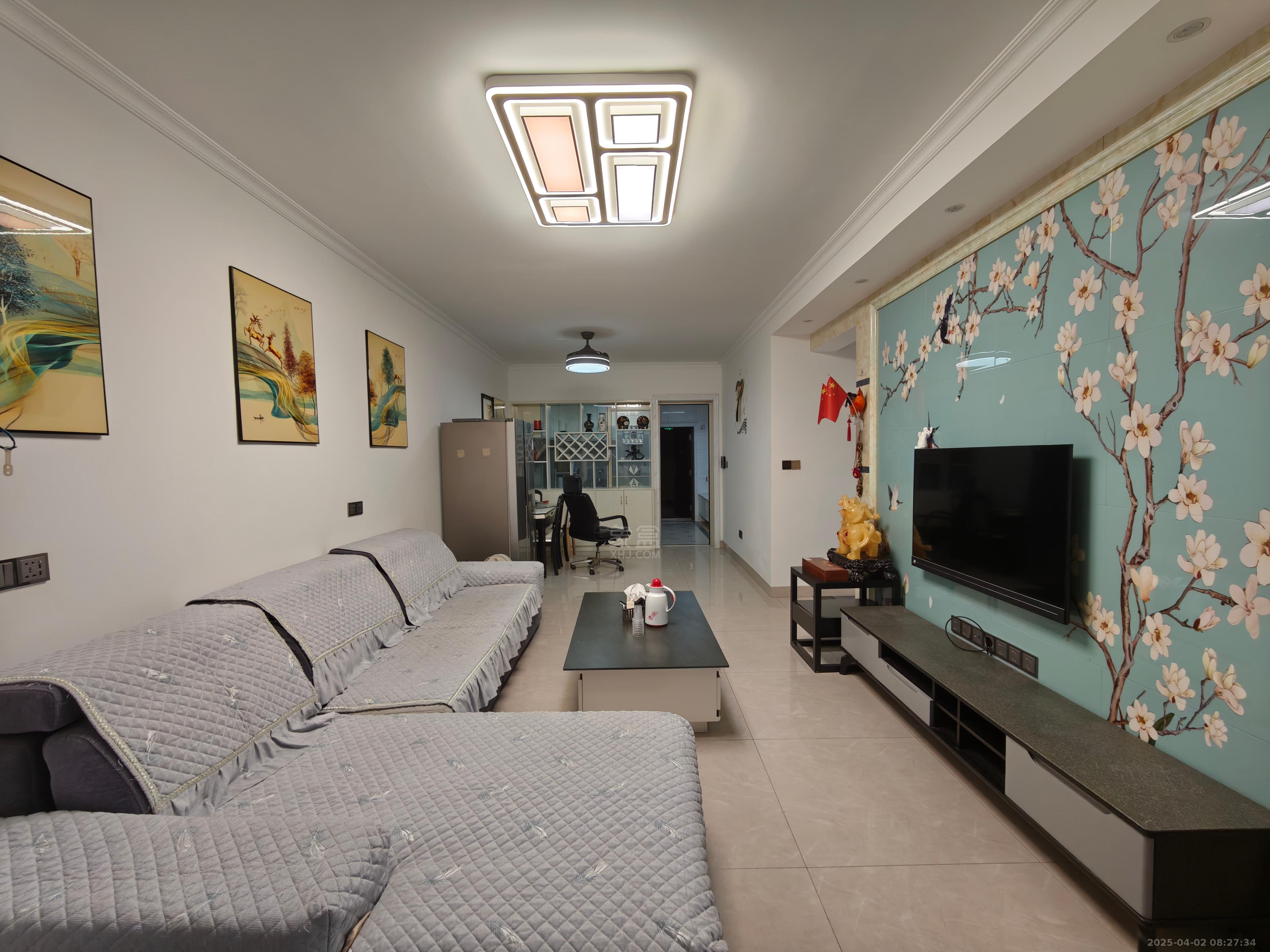 中房天玺湾 3室2厅2卫 1700.0元/月 中房天玺湾 3室2厅2卫 1700.0元/月室内图