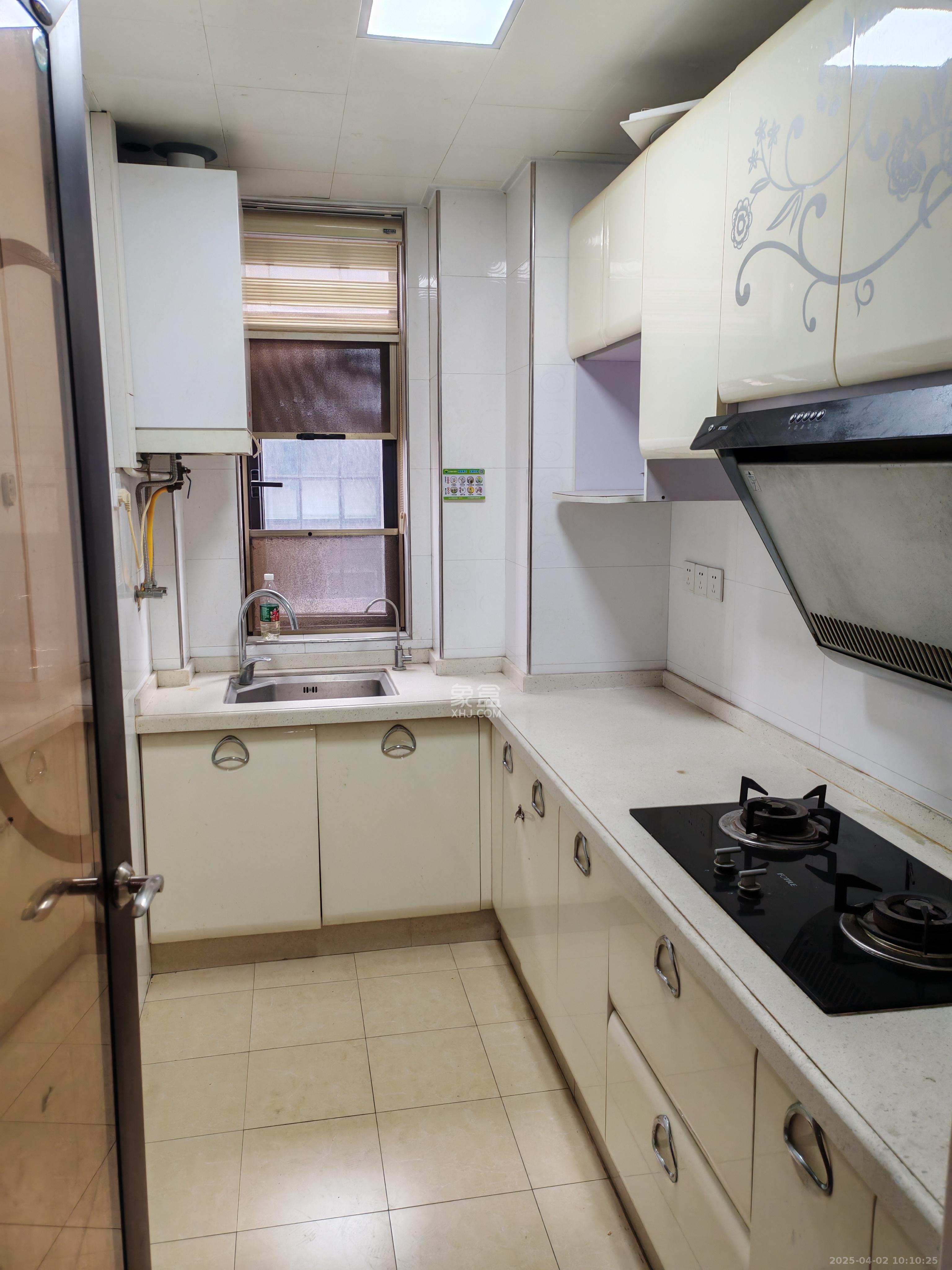 湘域城邦(湘域国际中心) 1室1厅1卫 4000.0元/月 湘域城邦(湘域国际中心) 1室1厅1卫 4000.0元/月室内图