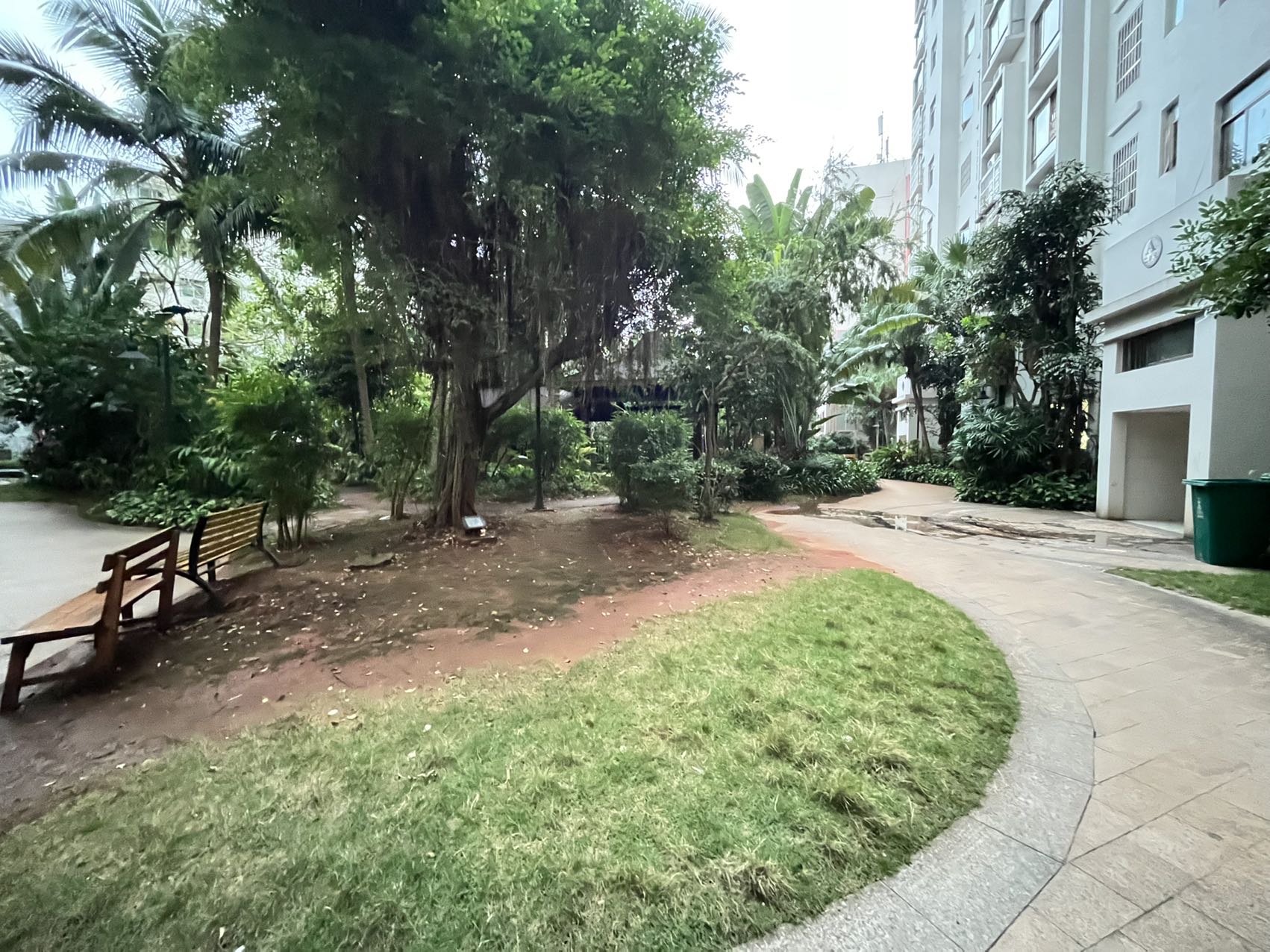 橡树园小区  2室1厅1卫    110.0万 橡树园小区  2室1厅1卫    110.0万小区图