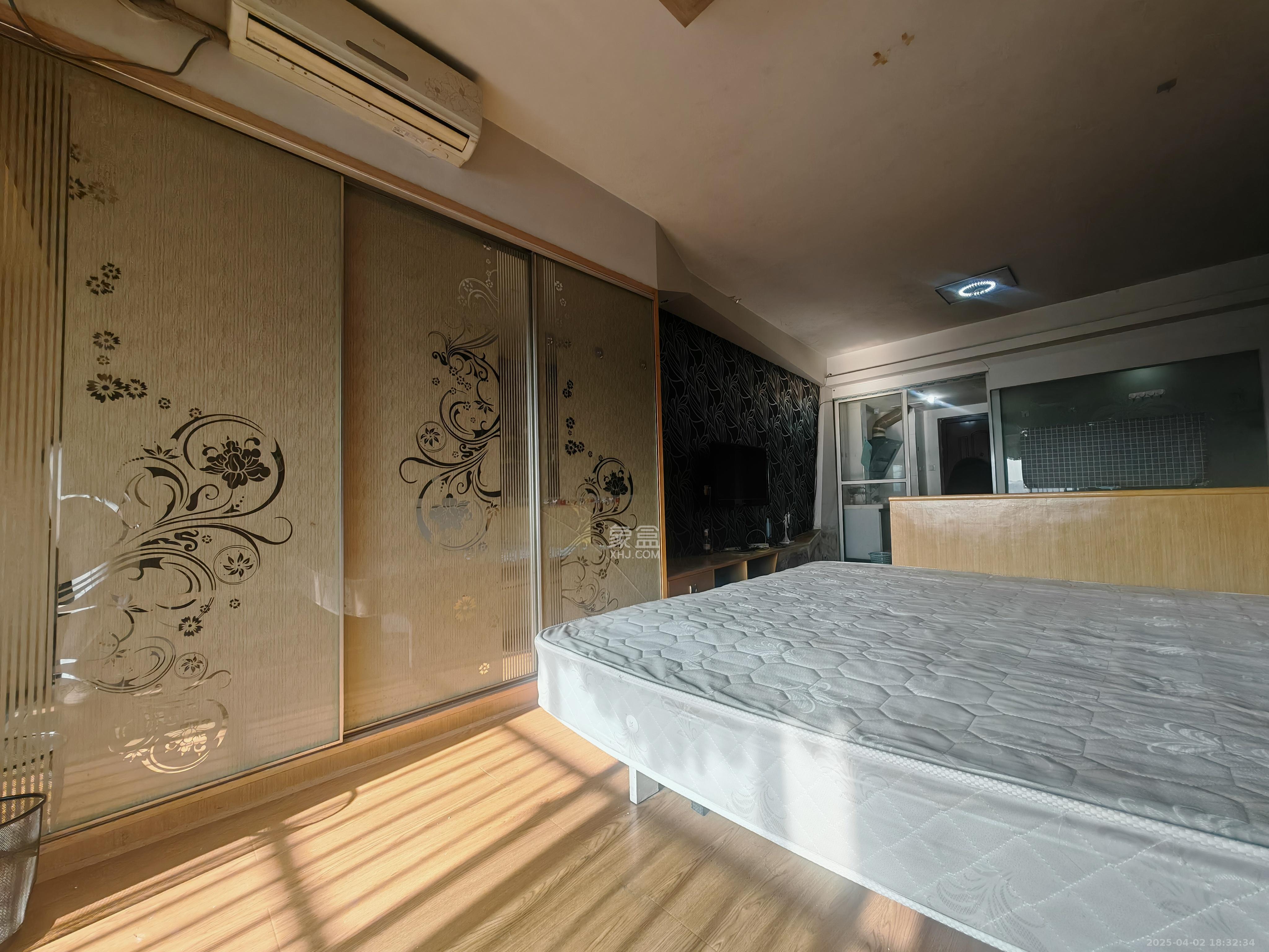 华府壹航线  1室1厅1卫   1500.00元/月室内图