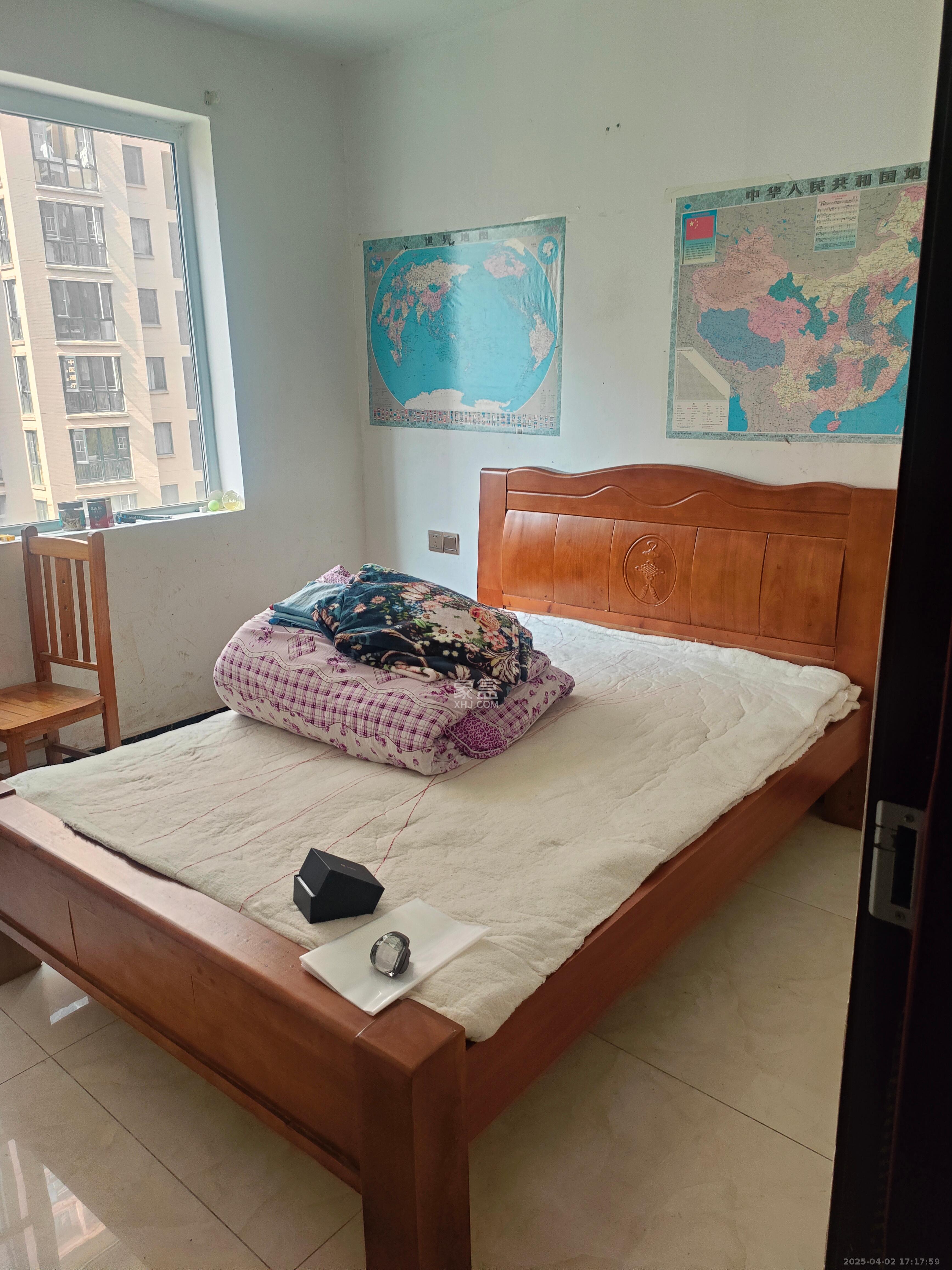 丽发新城 3室2厅1卫 1800.0元/月 丽发新城 3室2厅1卫 1800.0元/月室内图