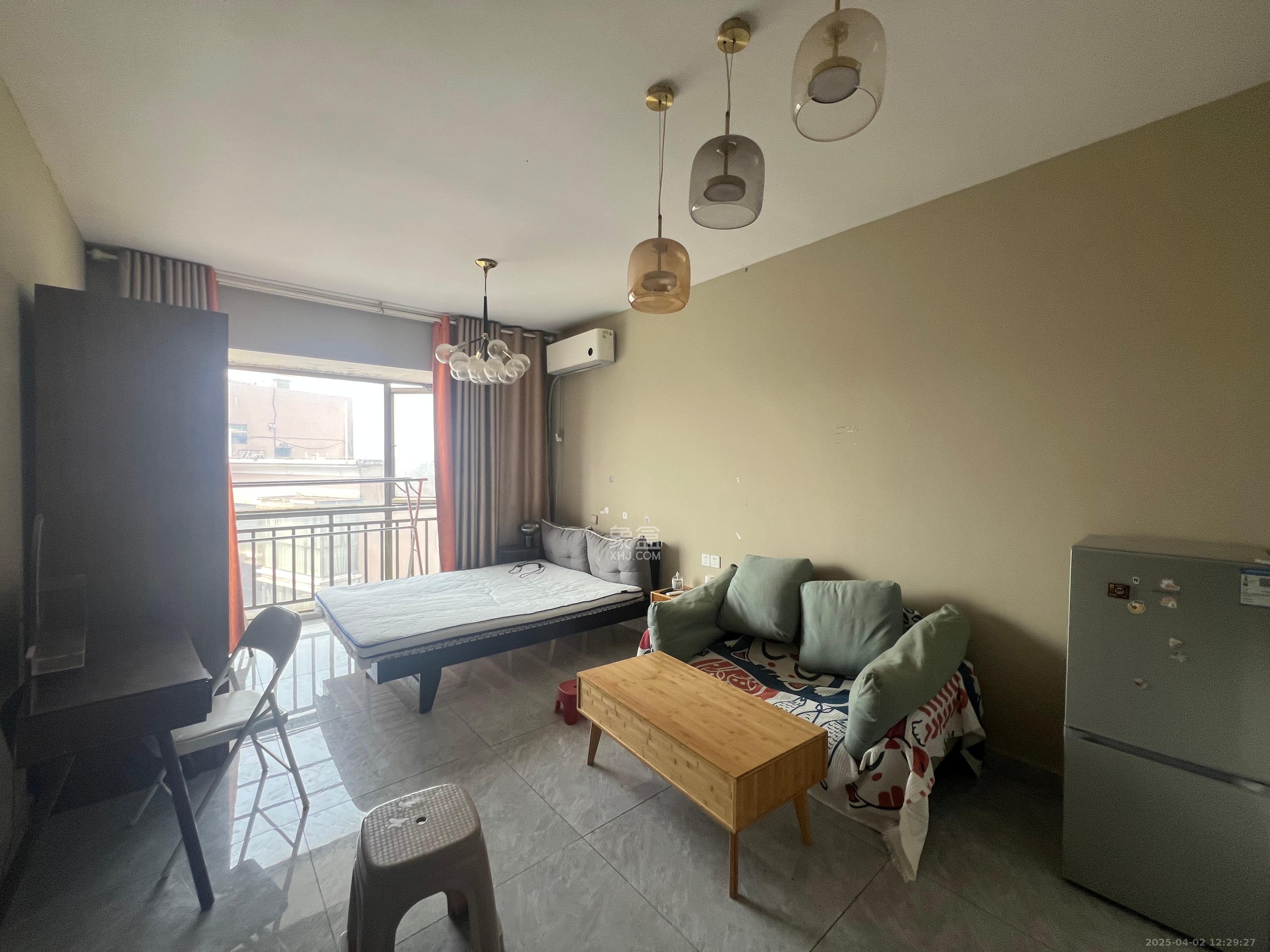 东上一品  1室1厅1卫    1800.0元/月 东上一品  1室1厅1卫    1800.0元/月室内图