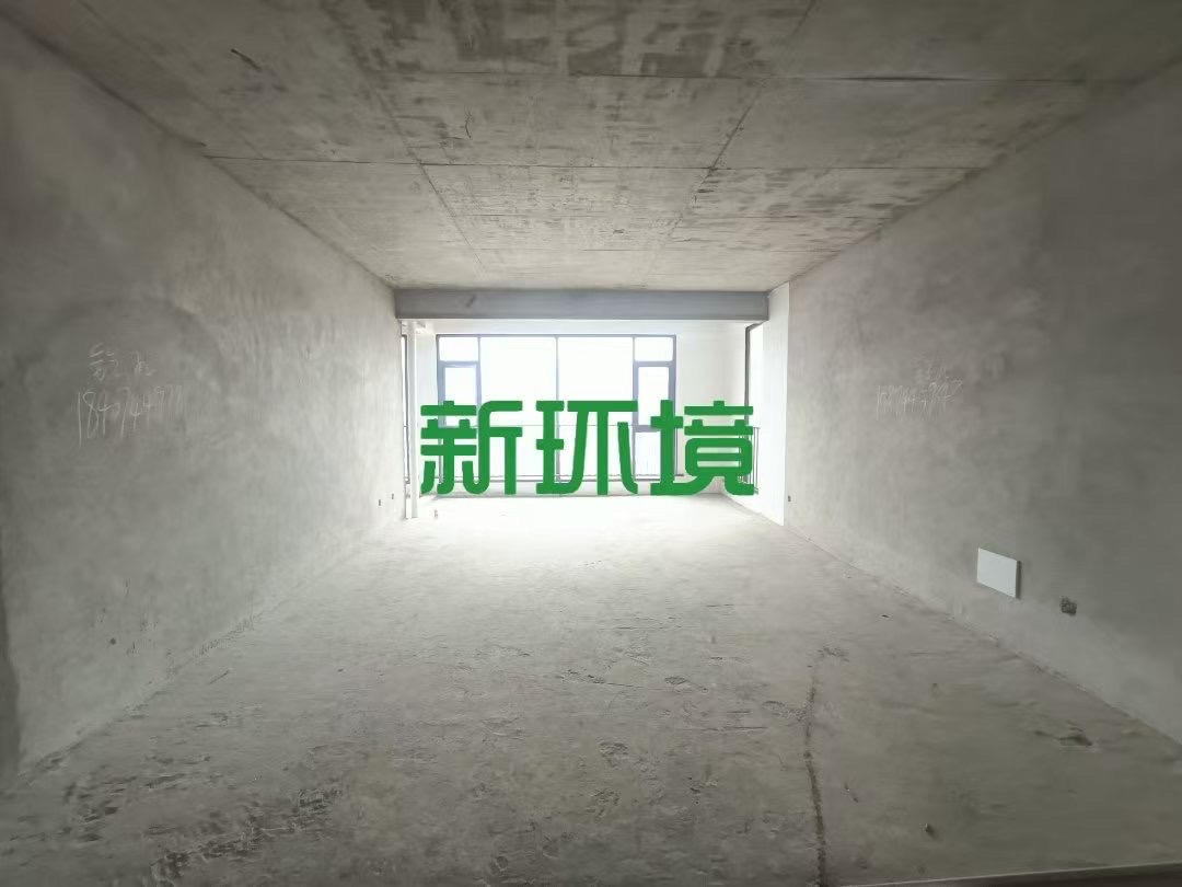 江与城 4室2厅2卫 180.0万 江与城 4室2厅2卫 180.0万客厅