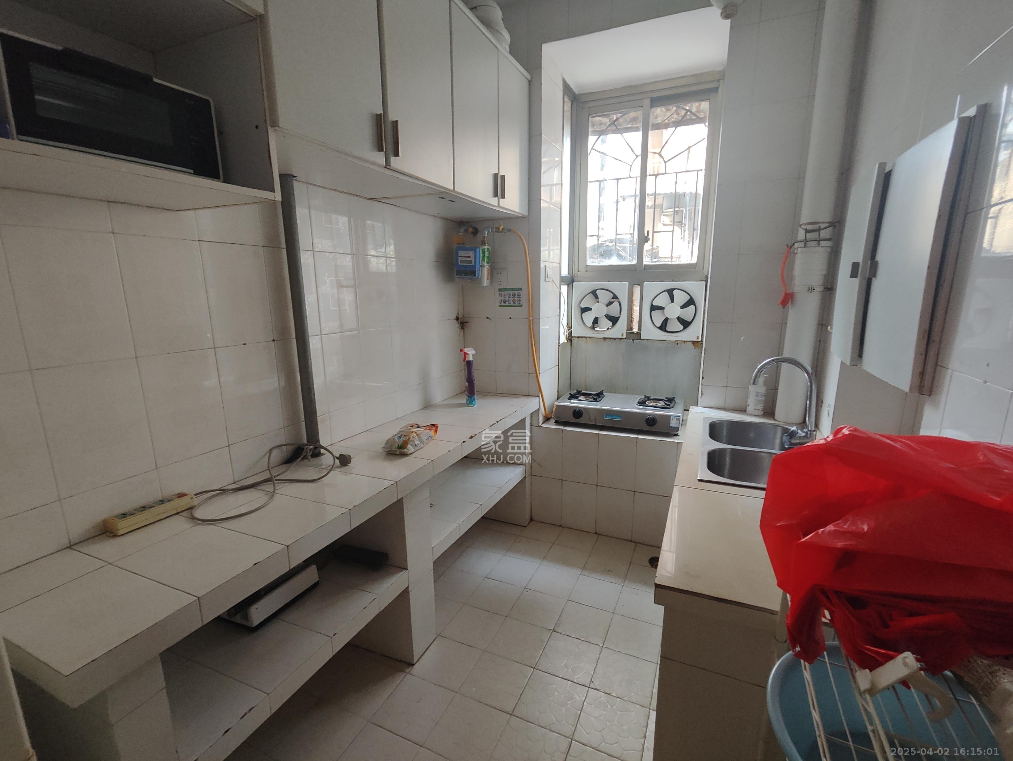 湖南省工商银行(原八一桥工商银行) 2室1厅1卫 2200.0元/月 湖南省工商银行(原八一桥工商银行) 2室1厅1卫 2200.0元/月室内图