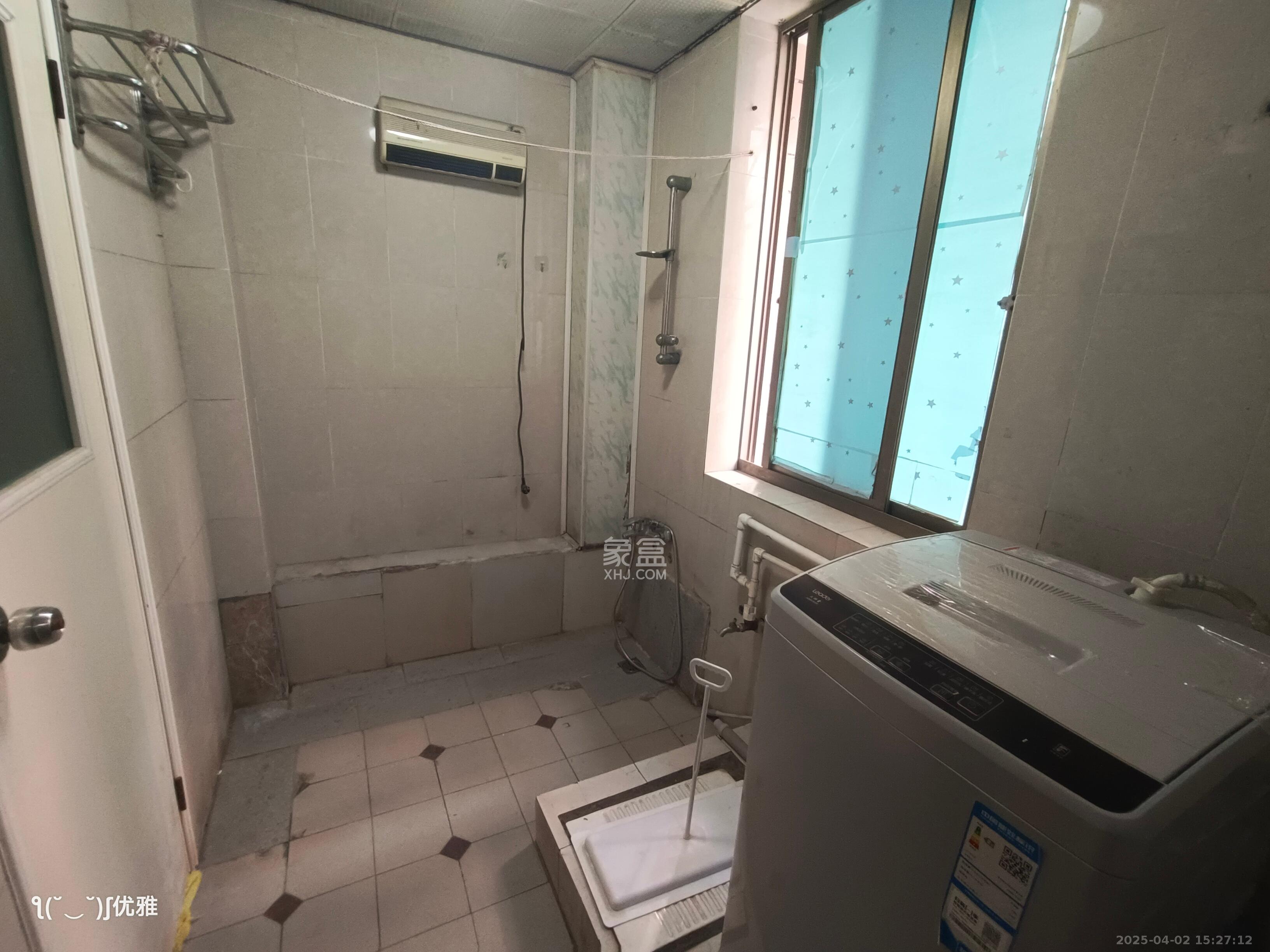 凤凰大厦 2室1厅1卫 2300.0元/月 凤凰大厦 2室1厅1卫 2300.0元/月室内图