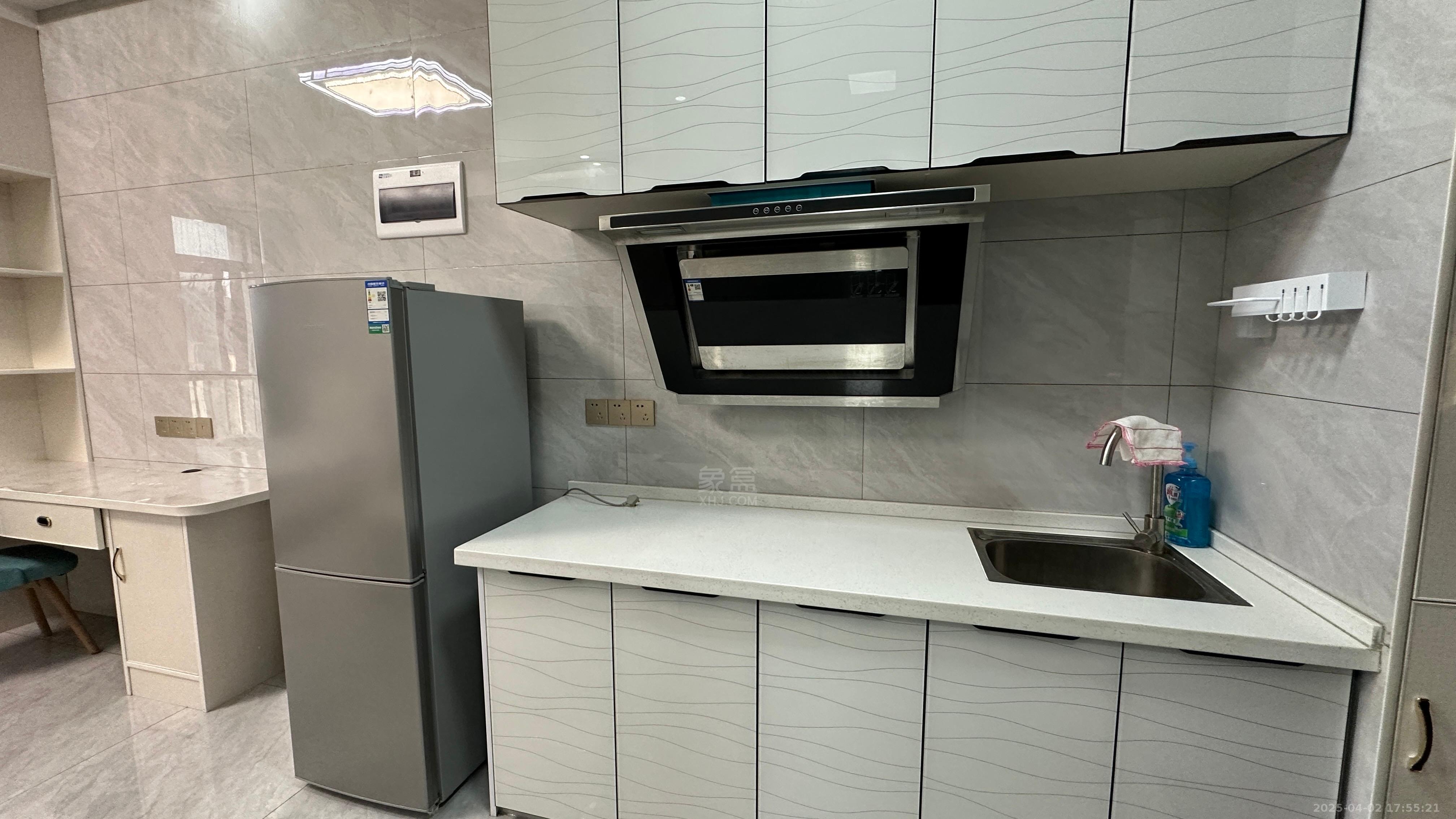 工大青年街区 1室1厅1卫 1500.0元/月 工大青年街区 1室1厅1卫 1500.0元/月室内图