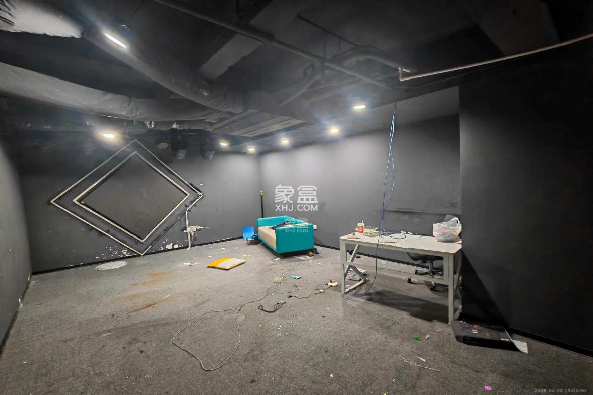 蓝湾国际广场 1室1厅1卫 15800.0元/月 蓝湾国际广场 1室1厅1卫 15800.0元/月室内图