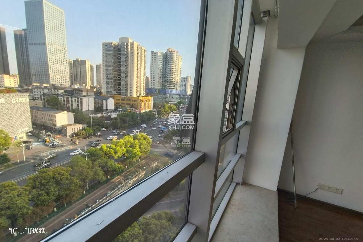 明城国际  2室2厅1卫    3200.0元/月 明城国际  2室2厅1卫    3200.0元/月室内图